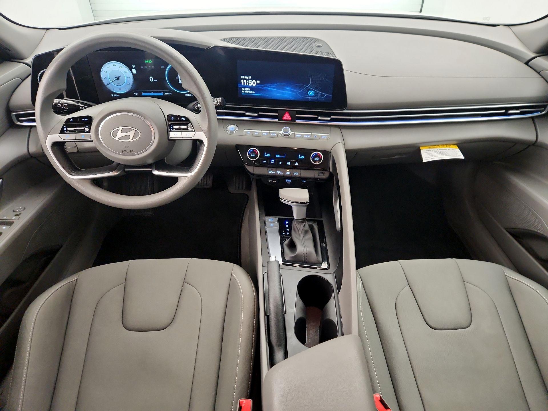 Thumbnail: 2024 Hyundai Elantra - 9