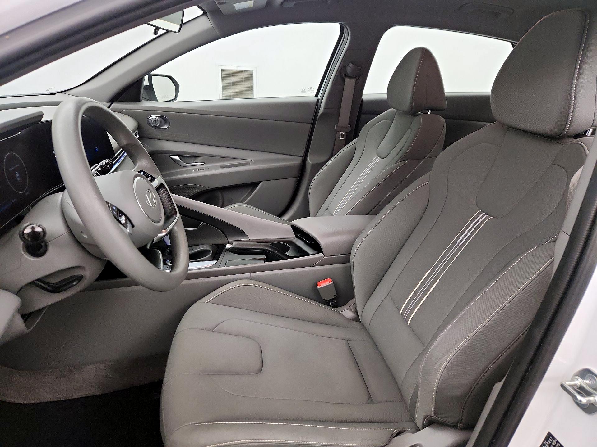 Thumbnail: 2024 Hyundai Elantra - 11