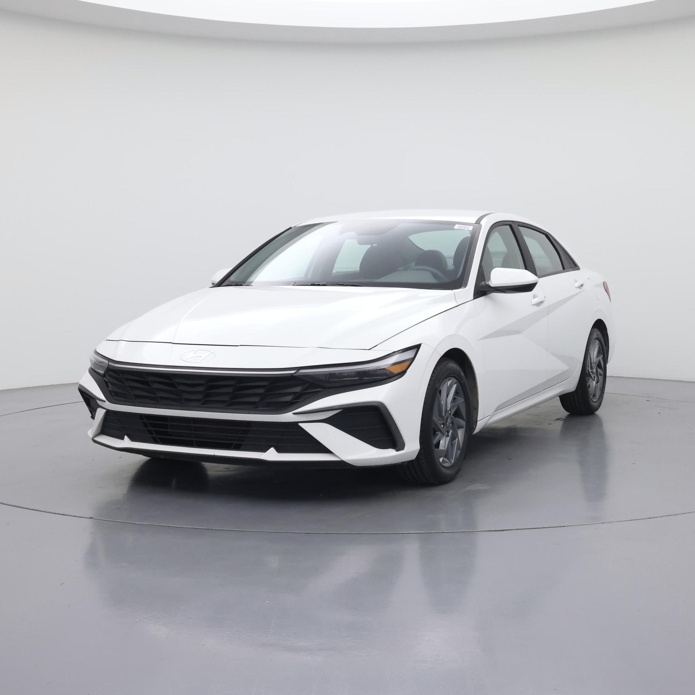 Thumbnail: 2024 Hyundai Elantra - 4