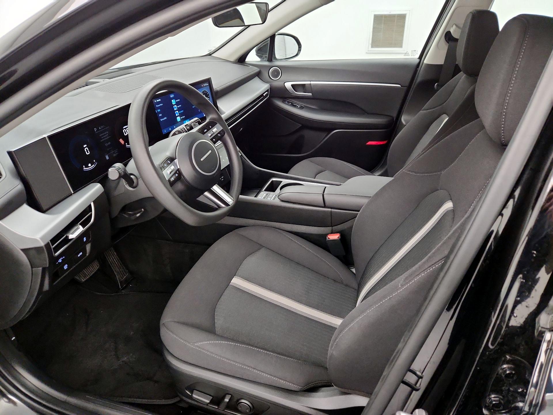 Thumbnail: 2025 Hyundai Sonata - 11