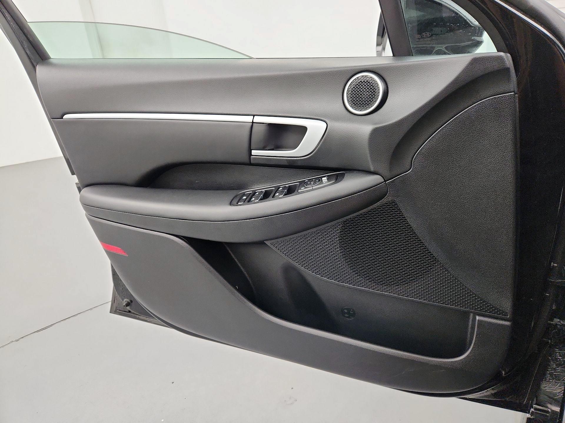 Thumbnail: 2025 Hyundai Sonata - 12