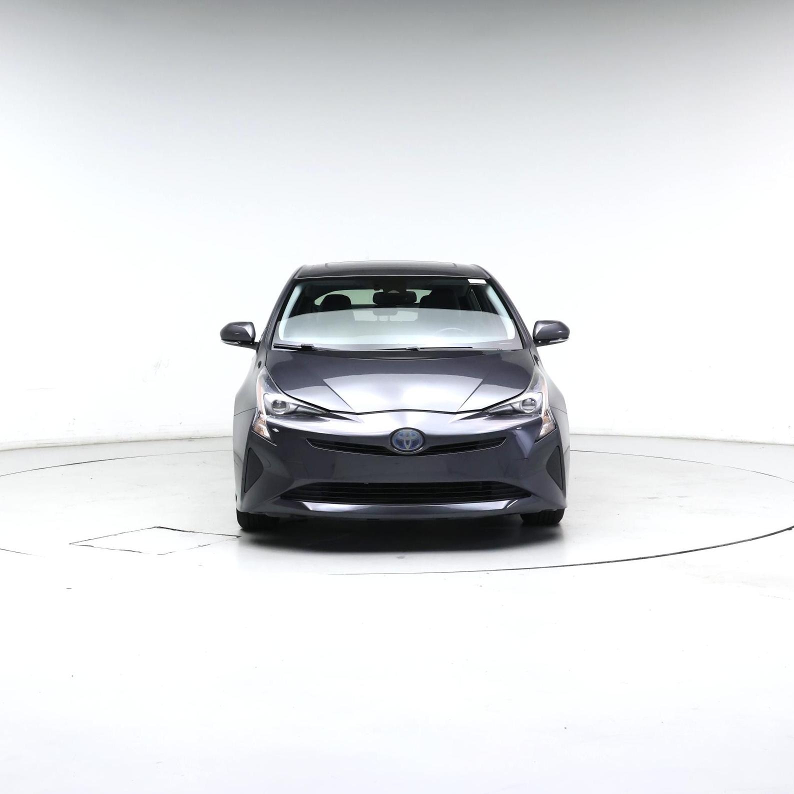 Thumbnail: 2016 Toyota Prius - 5