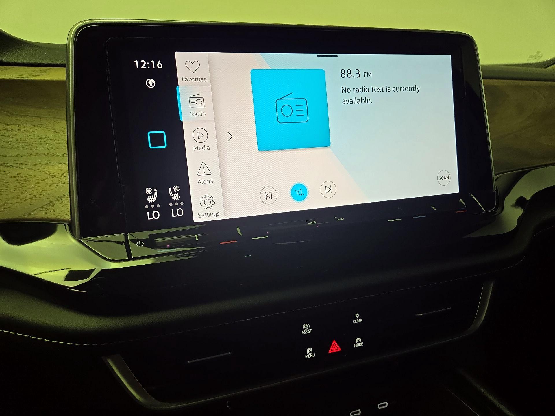 Thumbnail: 2024 Volkswagen Atlas - 15