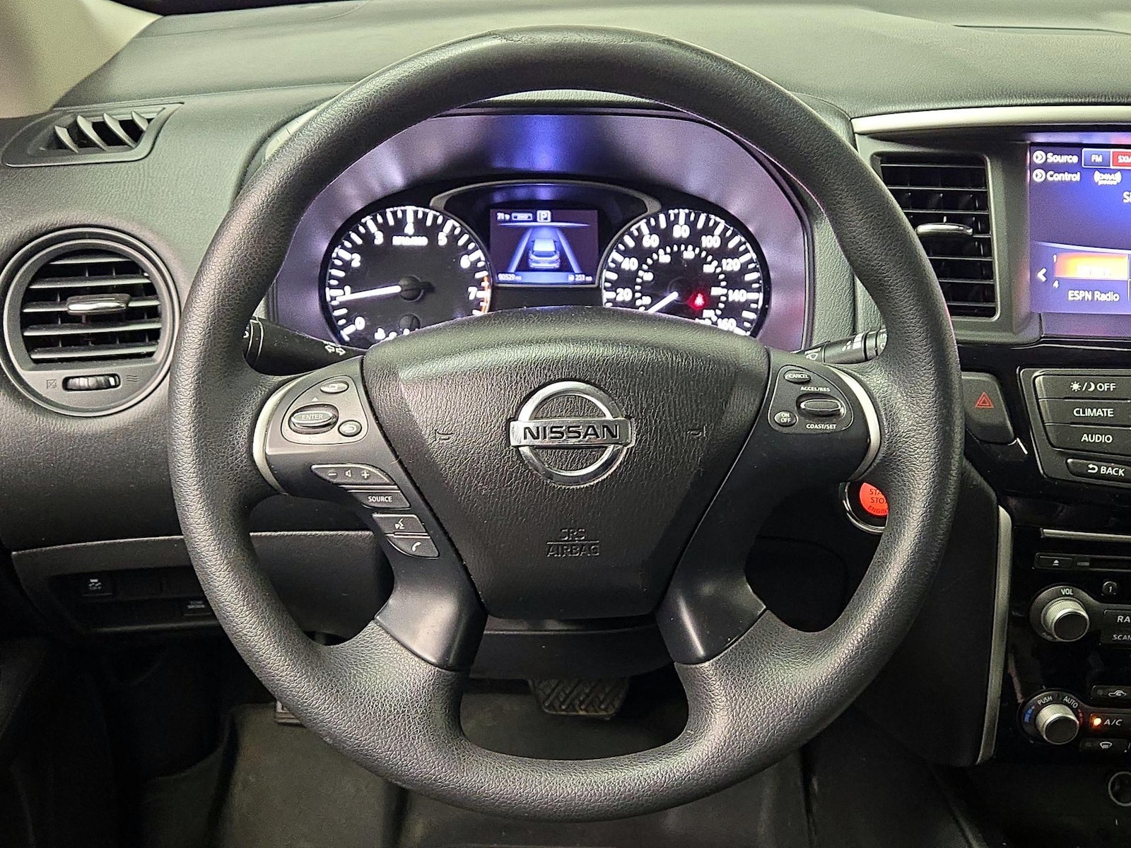 2017 Nissan Pathfinder S - Photo 11
