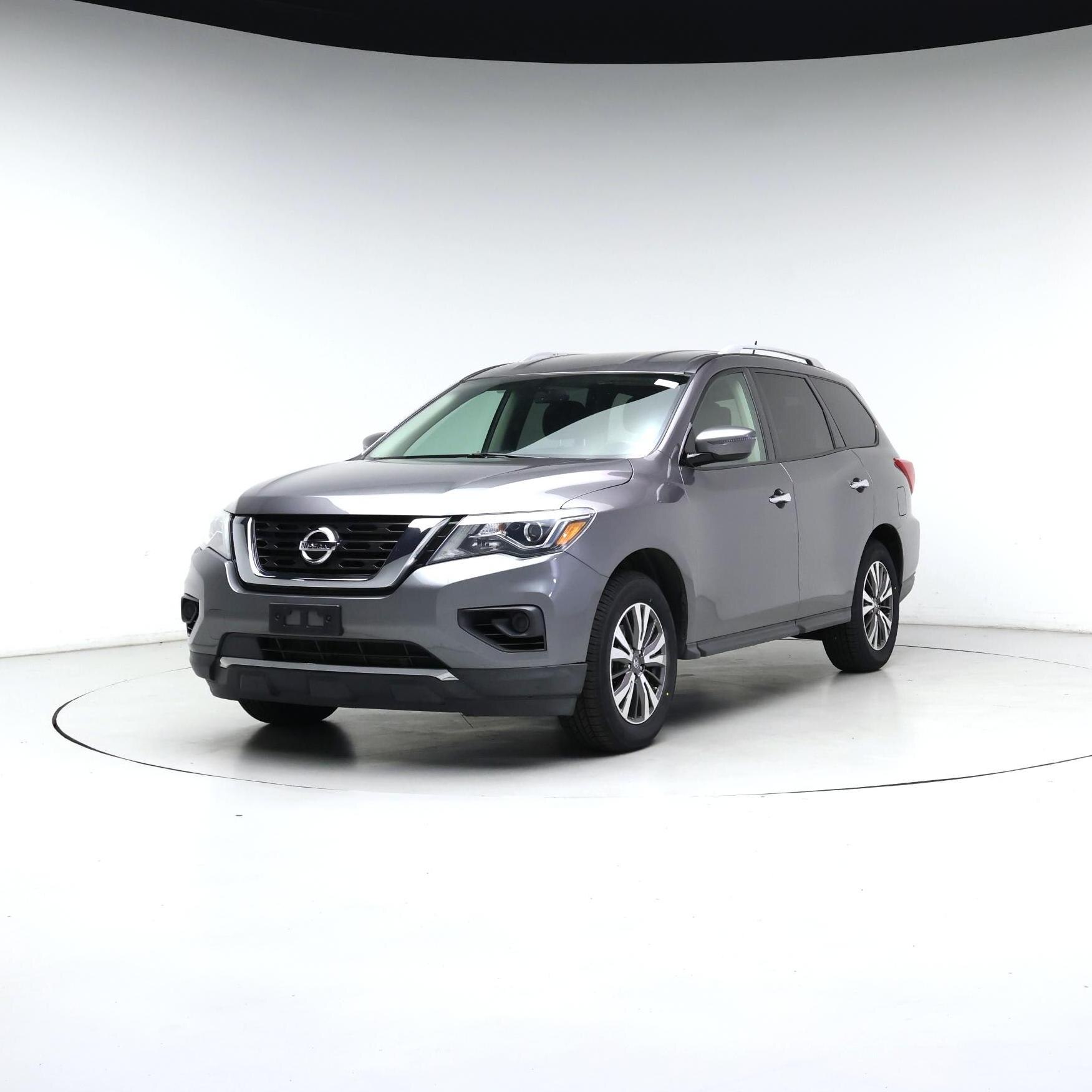 Thumbnail: 2017 Nissan Pathfinder - 4