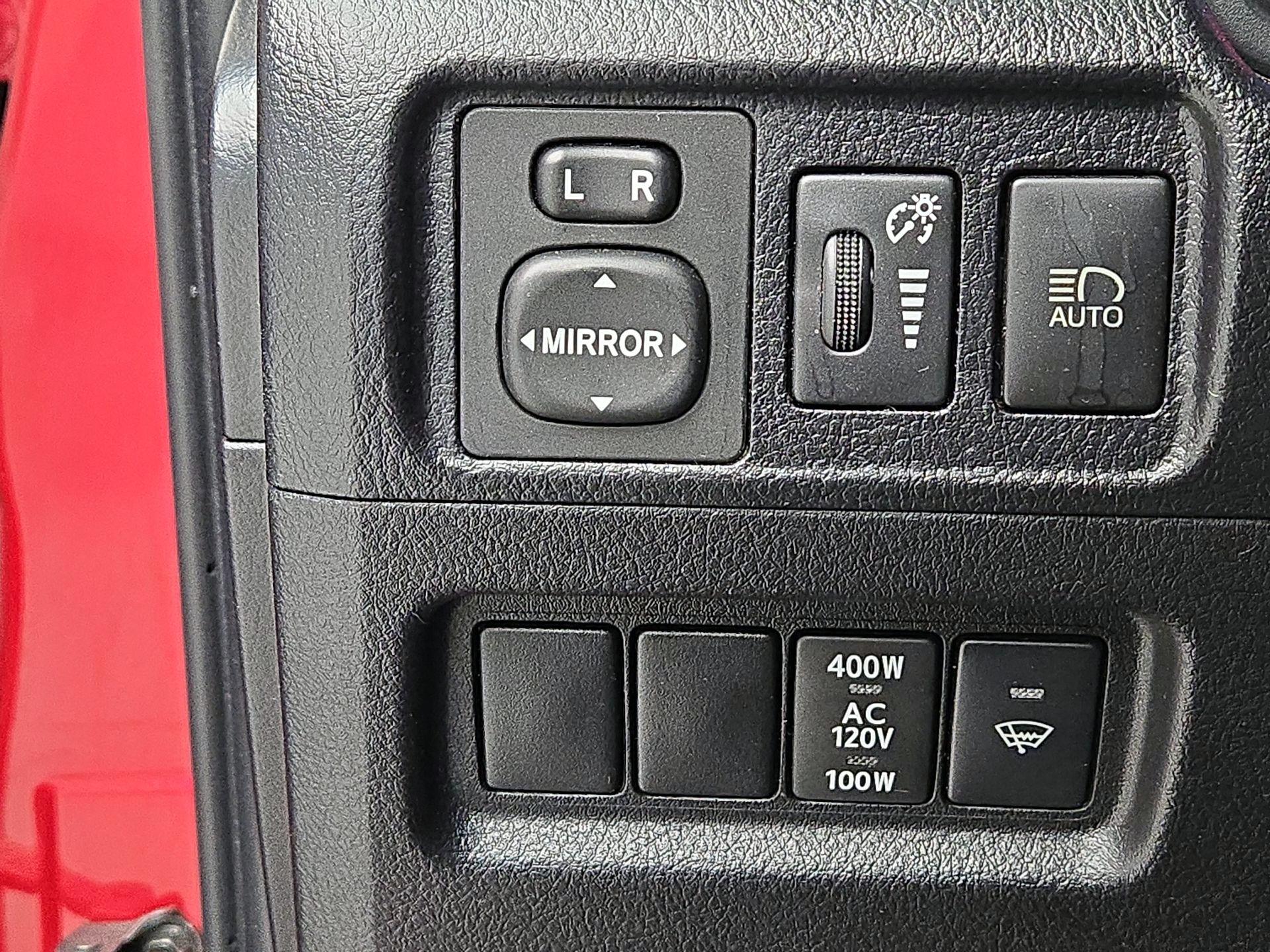 Thumbnail: 2022 Toyota 4Runner - 13