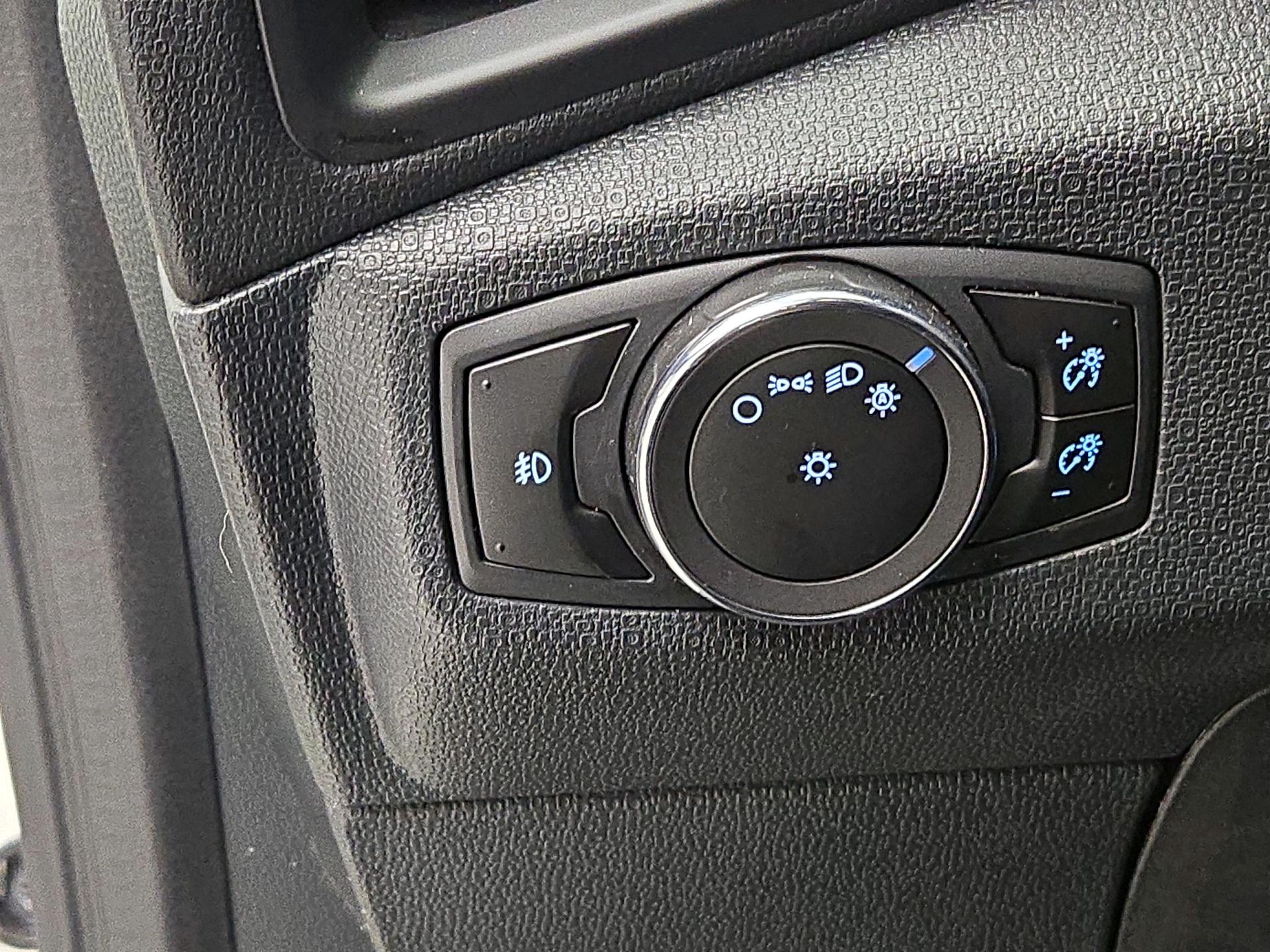 Thumbnail: 2020 Ford EcoSport - 13