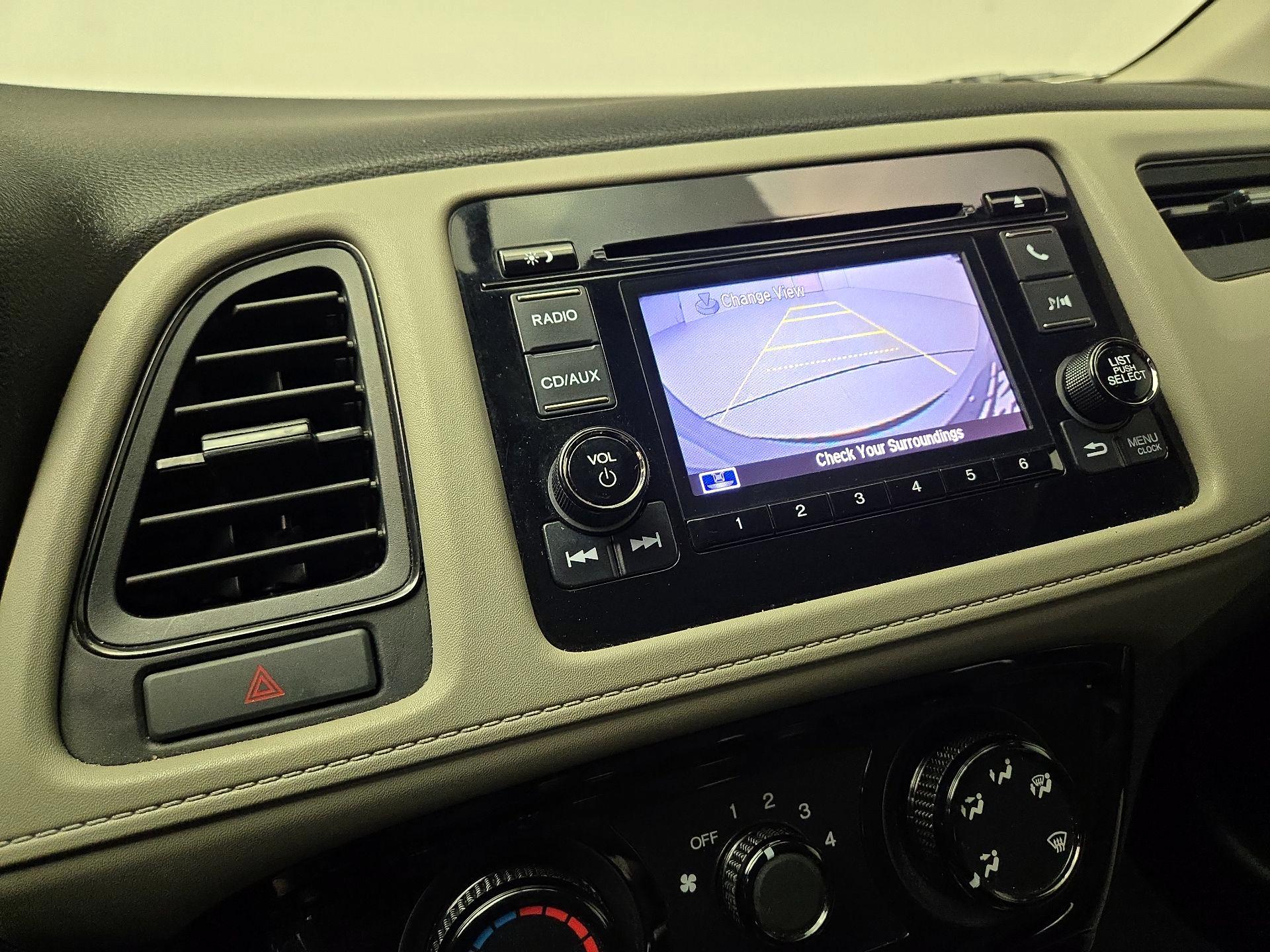 Thumbnail: 2016 Honda HR-V - 14
