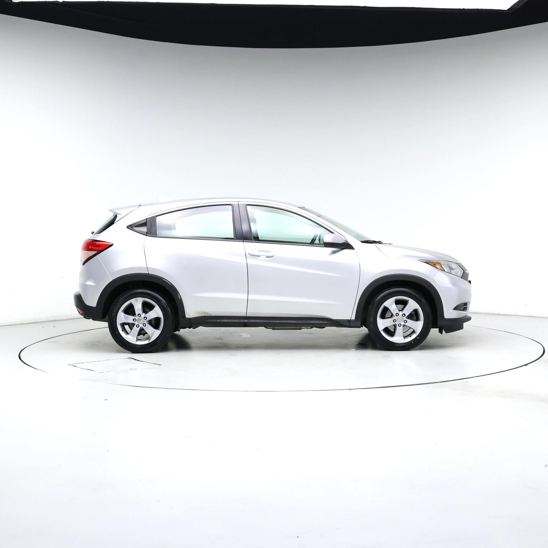 Thumbnail: 2016 Honda HR-V - 7