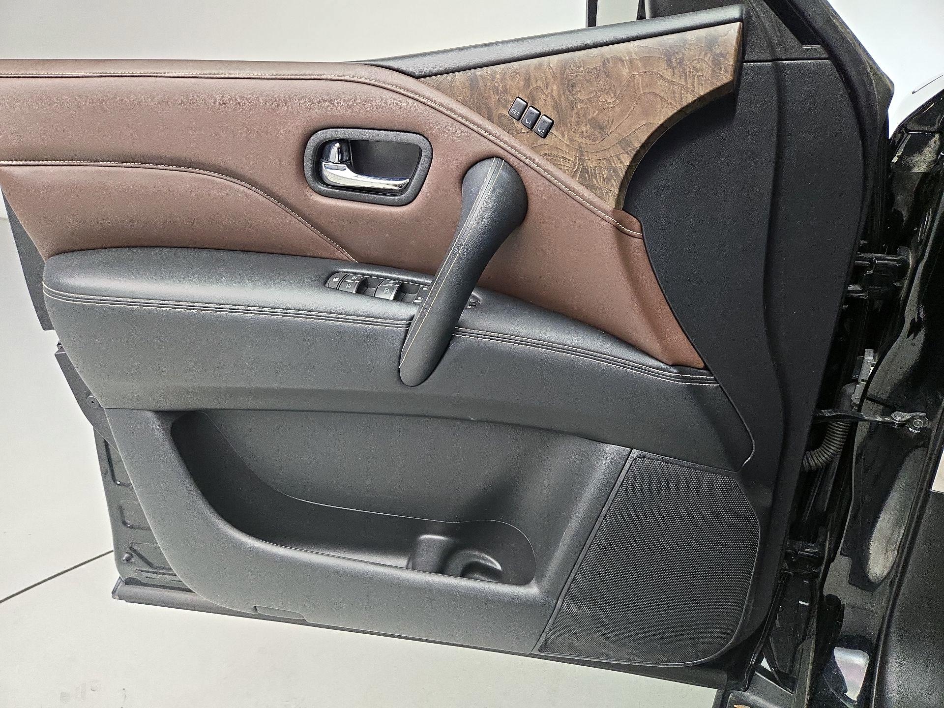 Thumbnail: 2021 INFINITI QX80 - 12