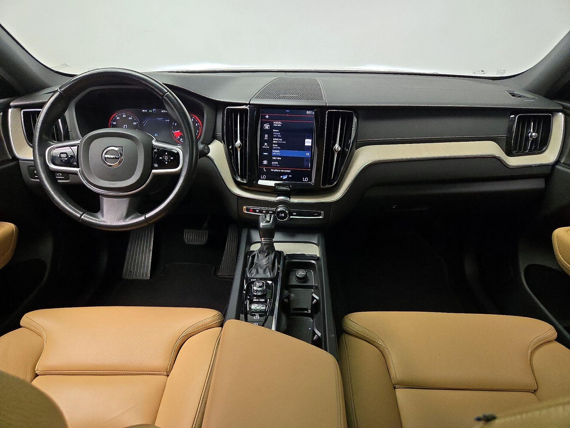 Thumbnail: 2020 Volvo XC60 - 9