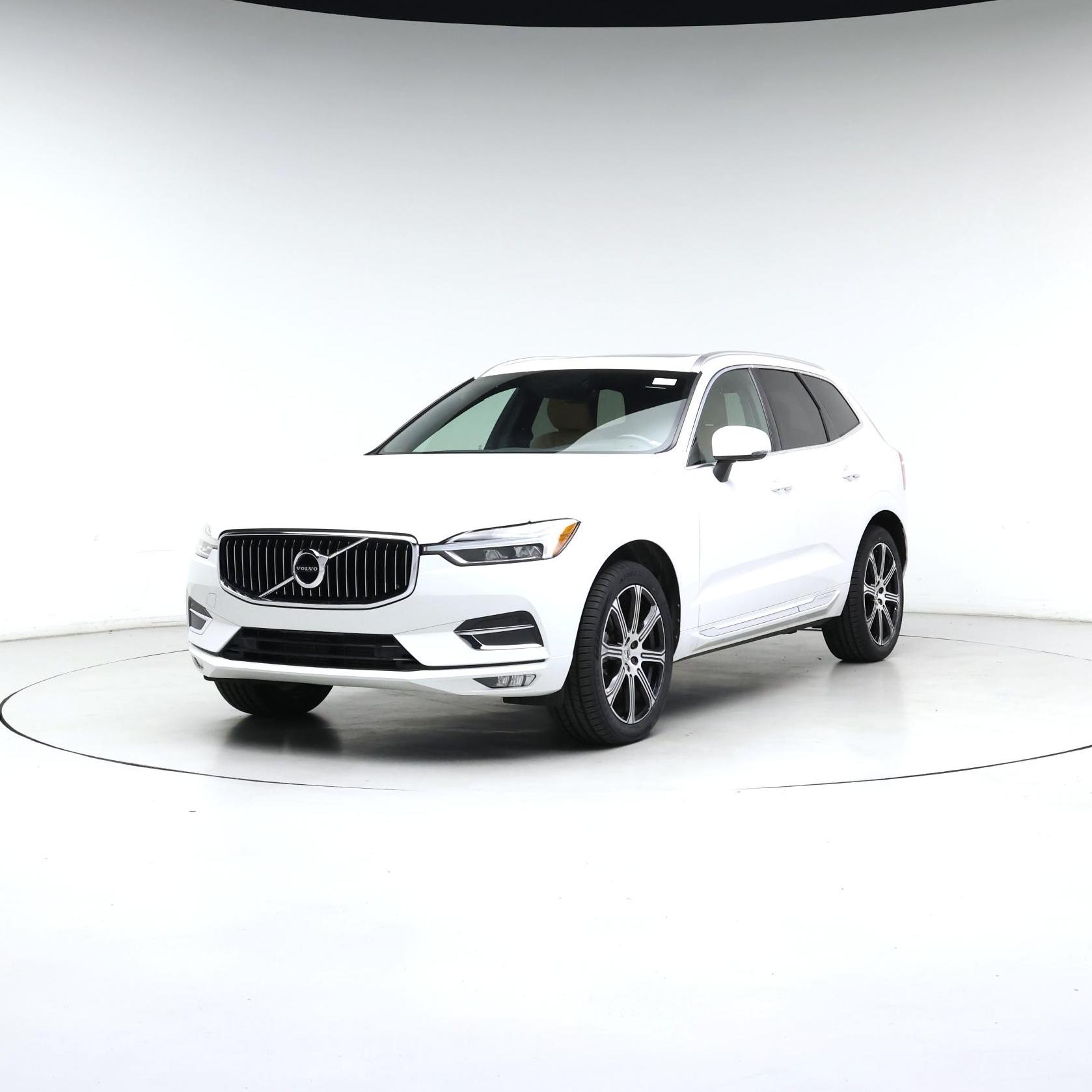 Thumbnail: 2020 Volvo XC60 - 4