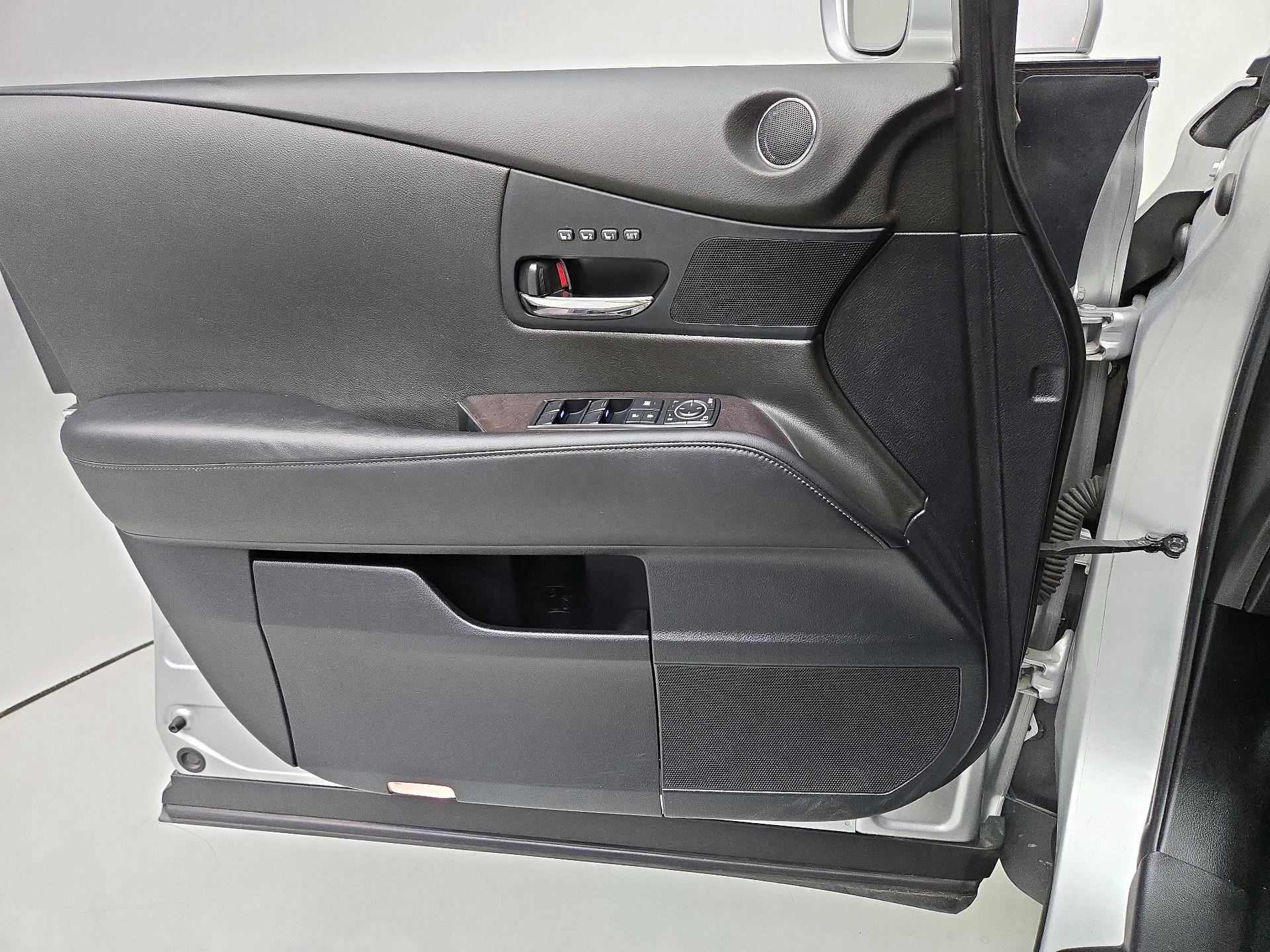 Thumbnail: 2015 Lexus RX - 12