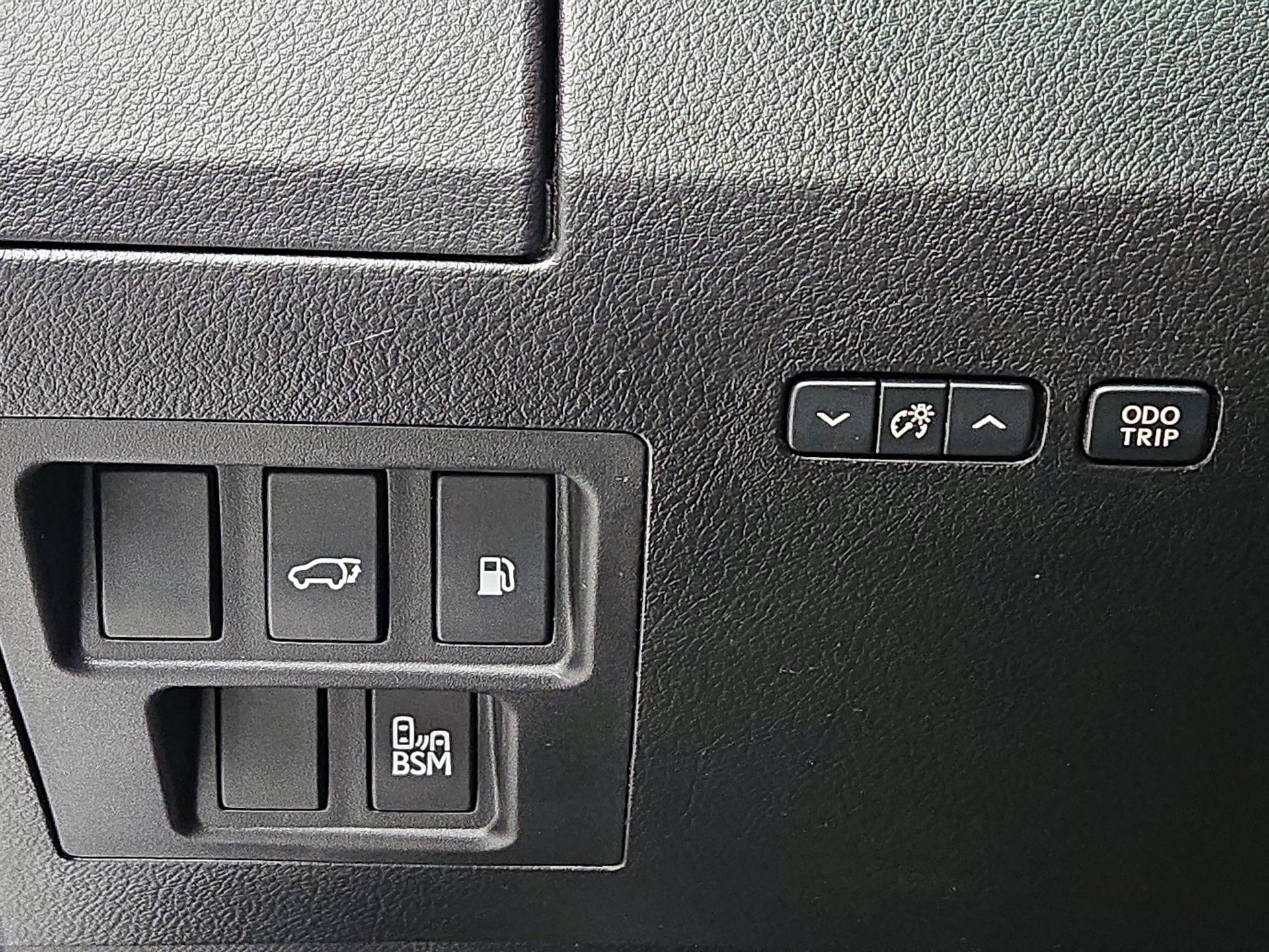 Thumbnail: 2015 Lexus RX - 13