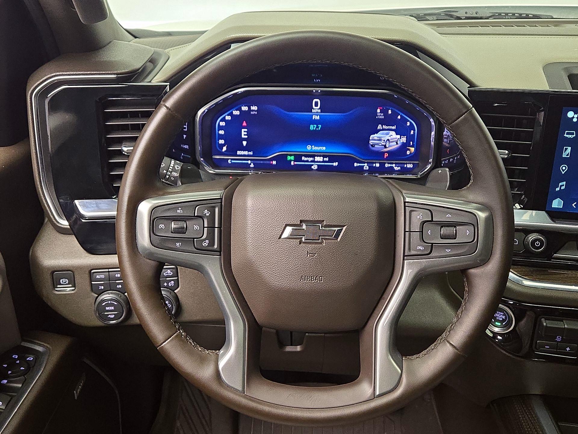 Thumbnail: 2024 Chevrolet Silverado 1500 - 10