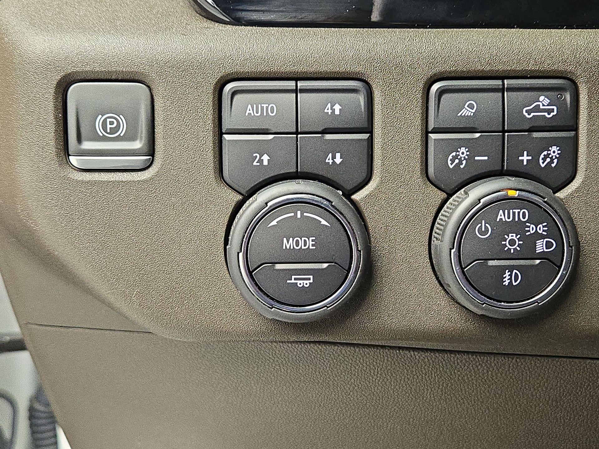 Thumbnail: 2024 Chevrolet Silverado 1500 - 13