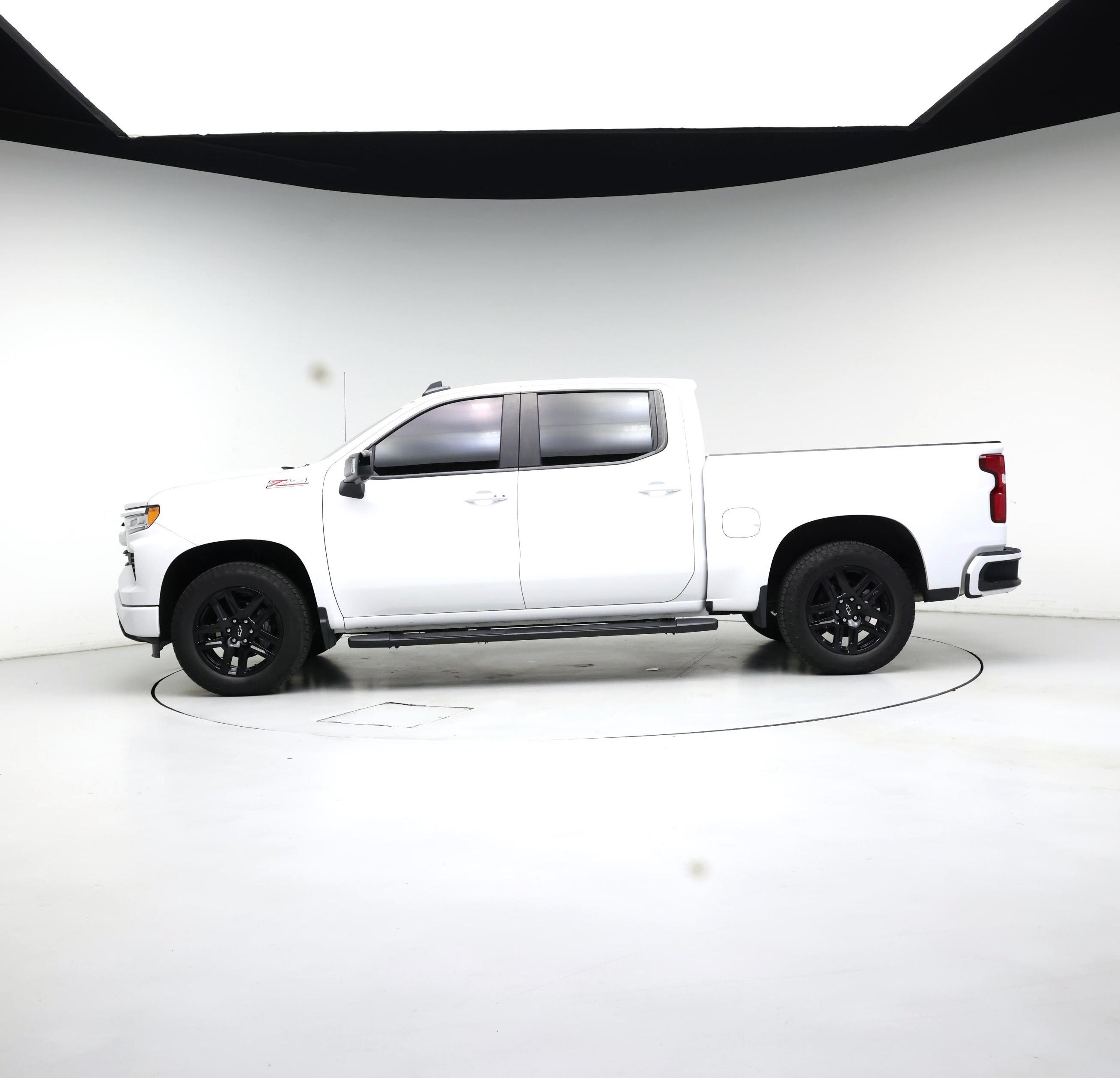 Thumbnail: 2024 Chevrolet Silverado 1500 - 3