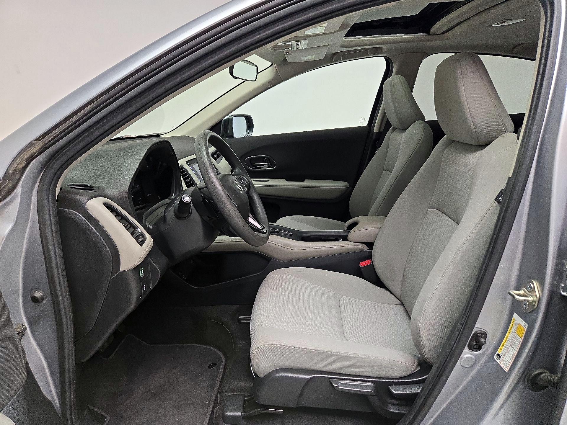 Thumbnail: 2019 Honda HR-V - 11