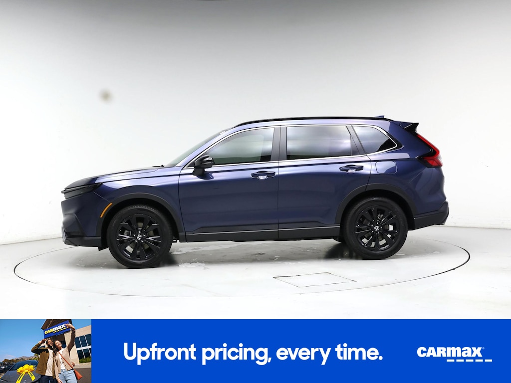 View vehicle photo 3