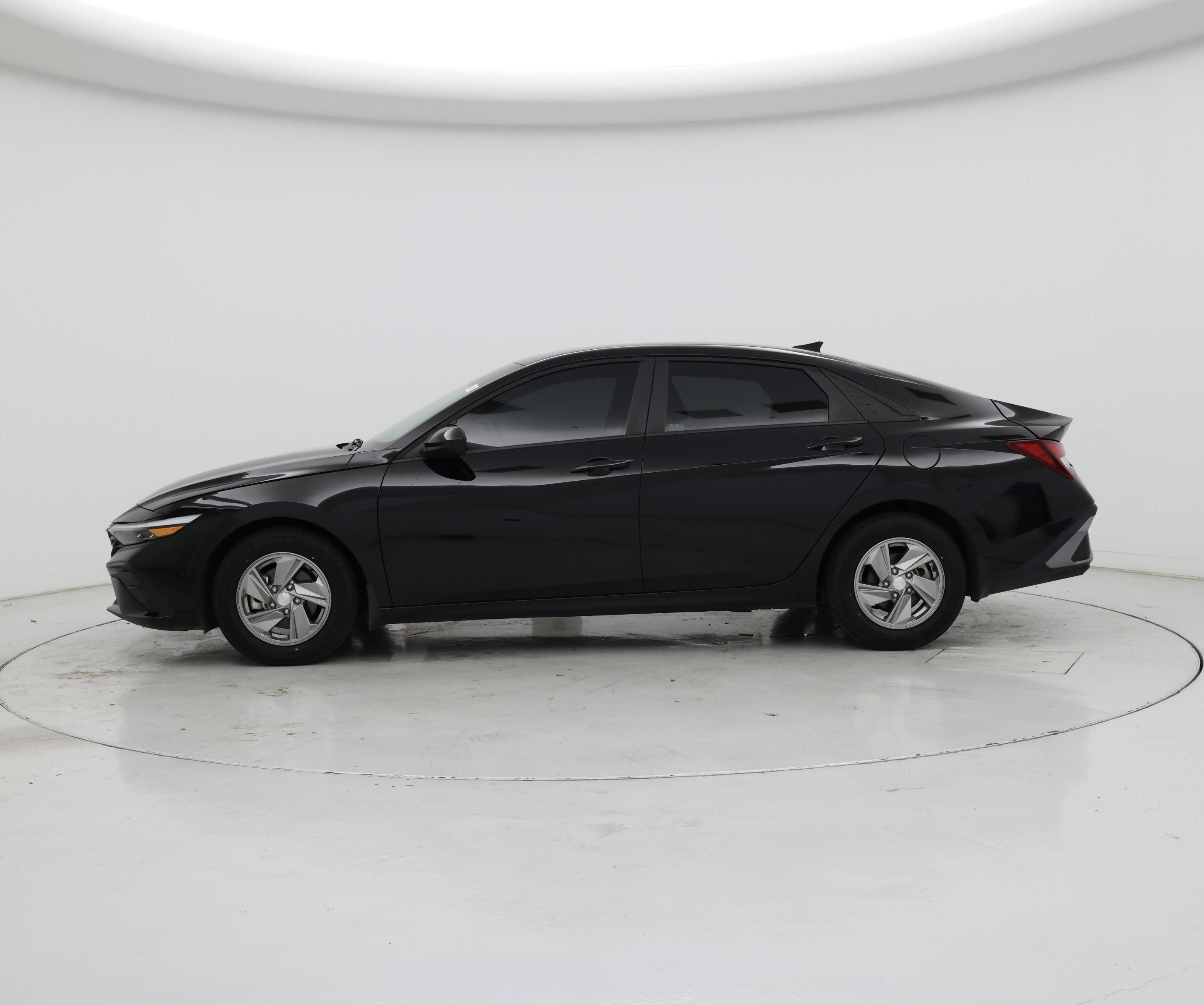 Thumbnail: 2024 Hyundai Elantra - 3