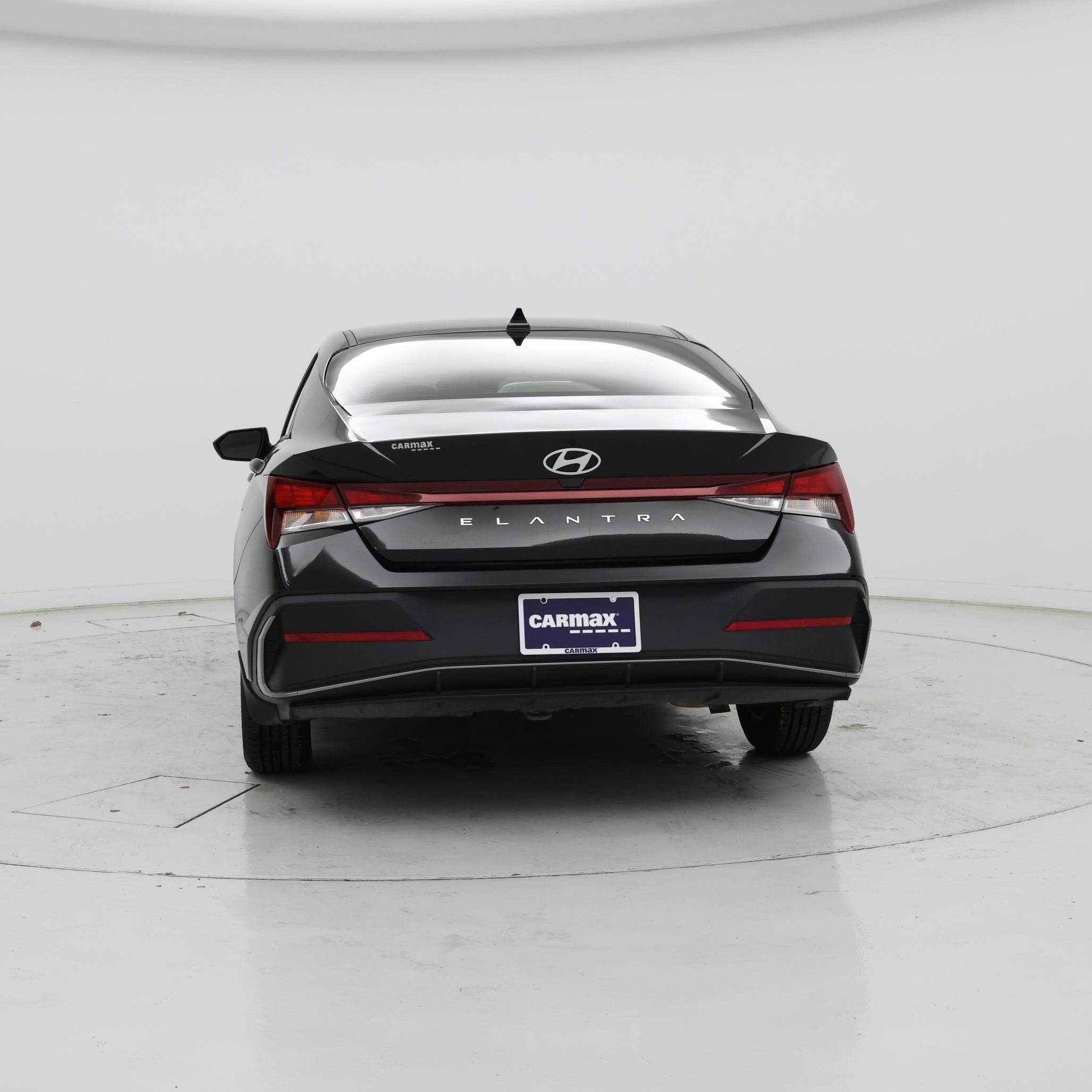 Thumbnail: 2024 Hyundai Elantra - 6