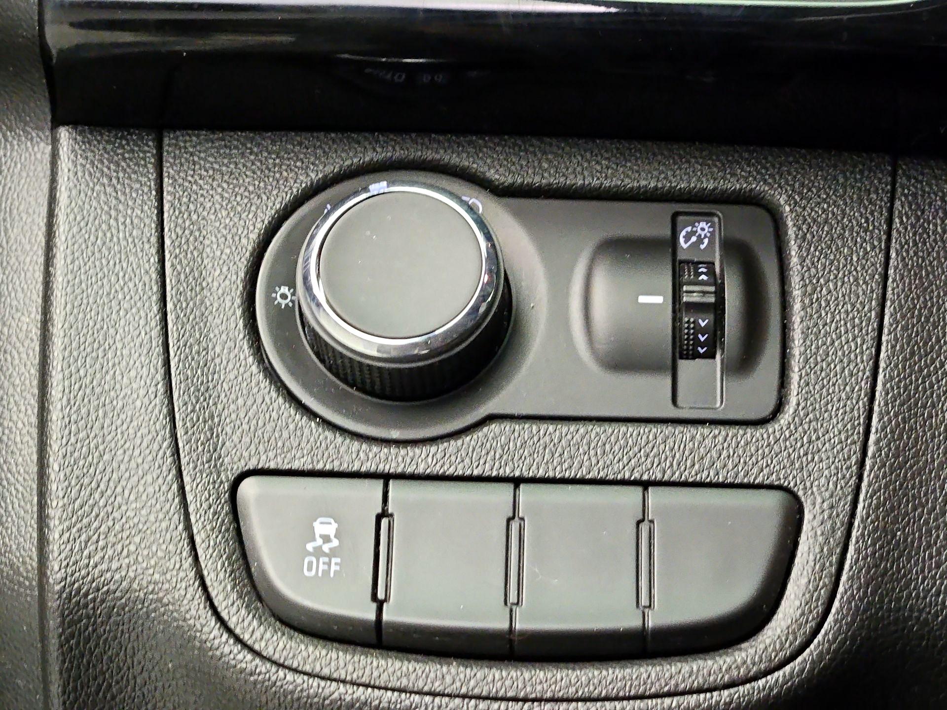 Thumbnail: 2022 Chevrolet Spark - 13