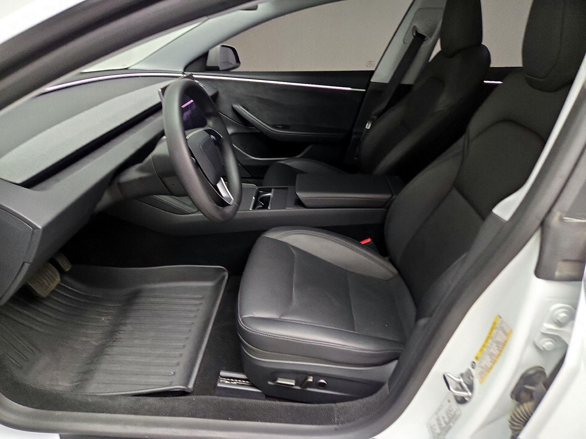 Thumbnail: 2025 Tesla Model 3 - 11