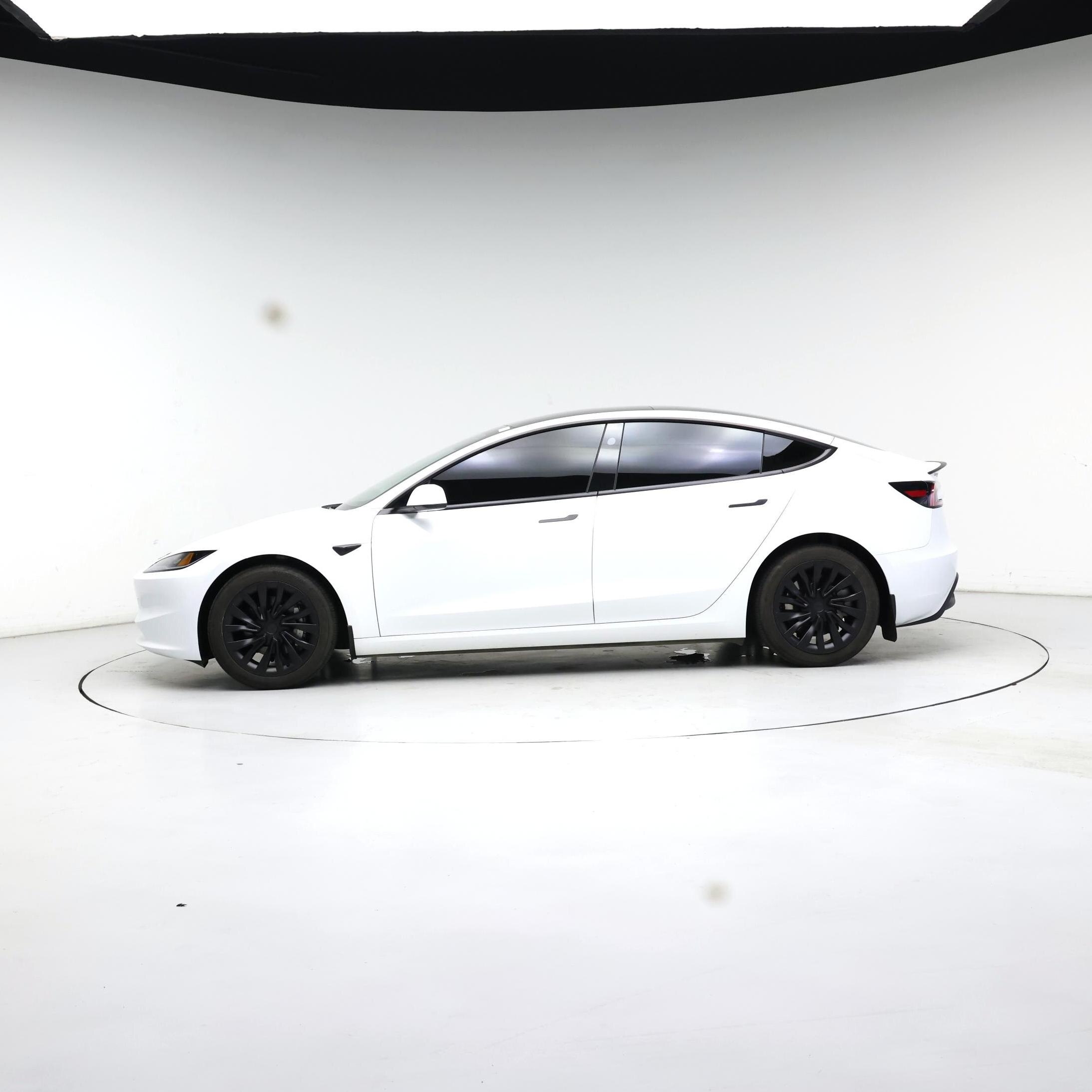 Thumbnail: 2025 Tesla Model 3 - 3