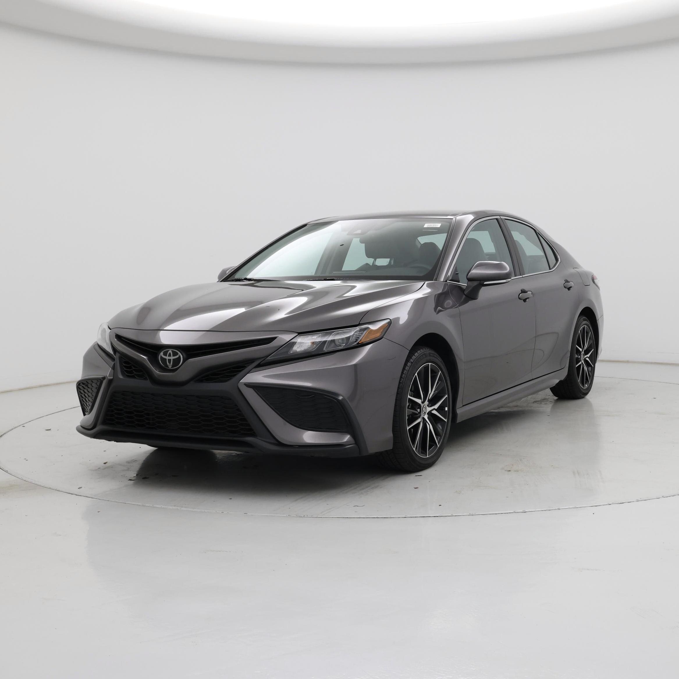 Thumbnail: 2021 Toyota Camry - 4