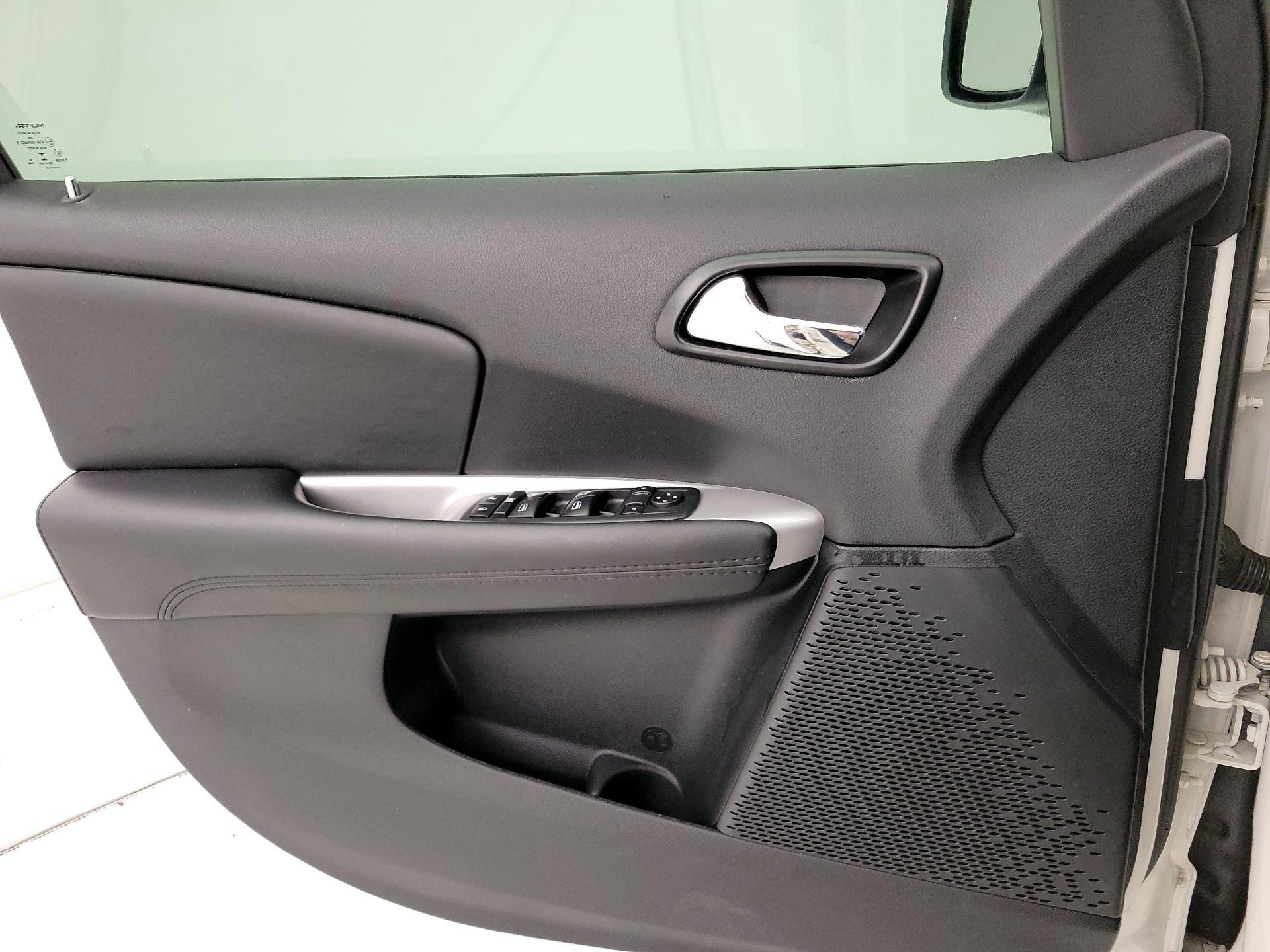 Thumbnail: 2020 Dodge Journey - 12