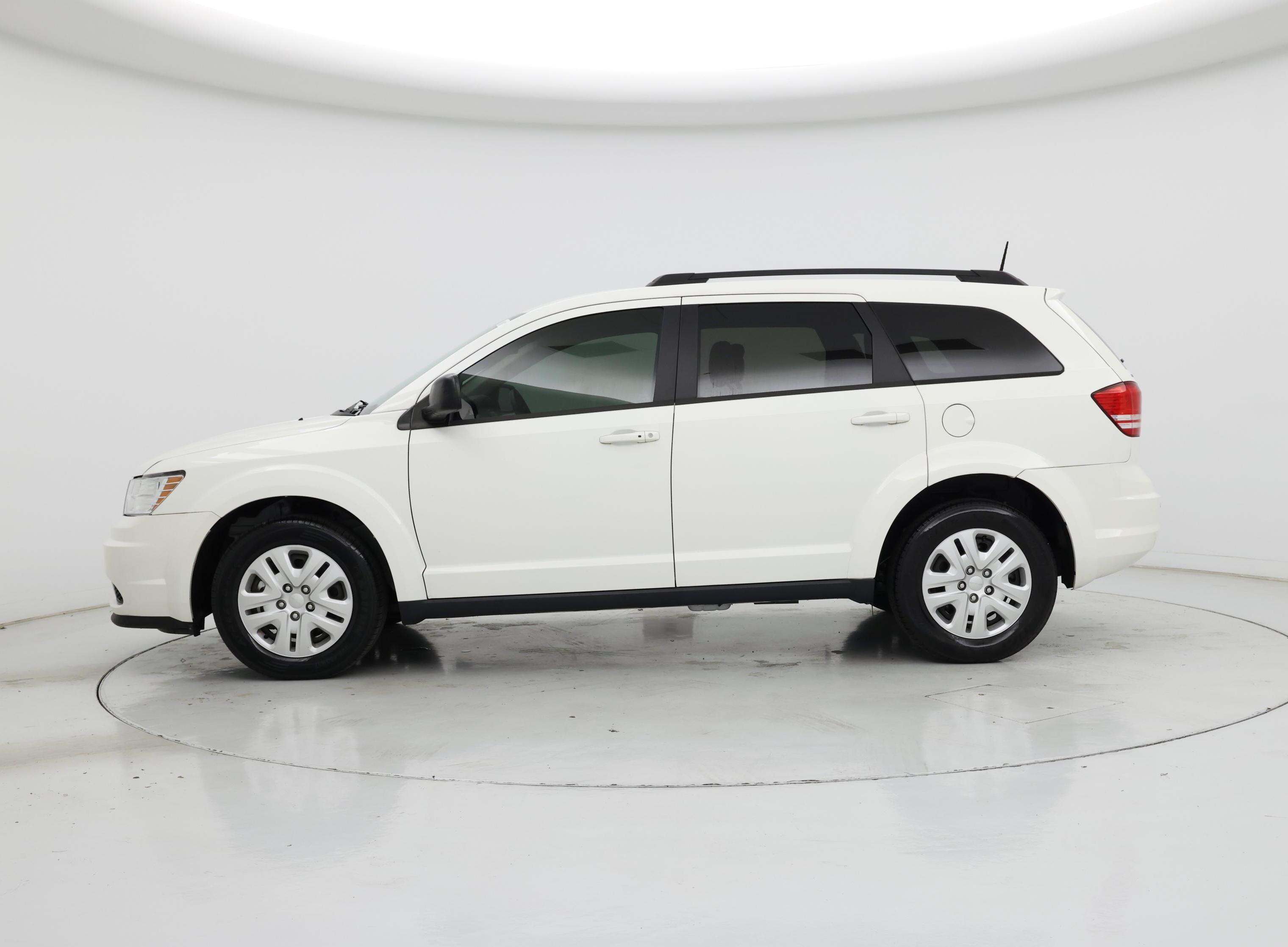 Thumbnail: 2020 Dodge Journey - 3