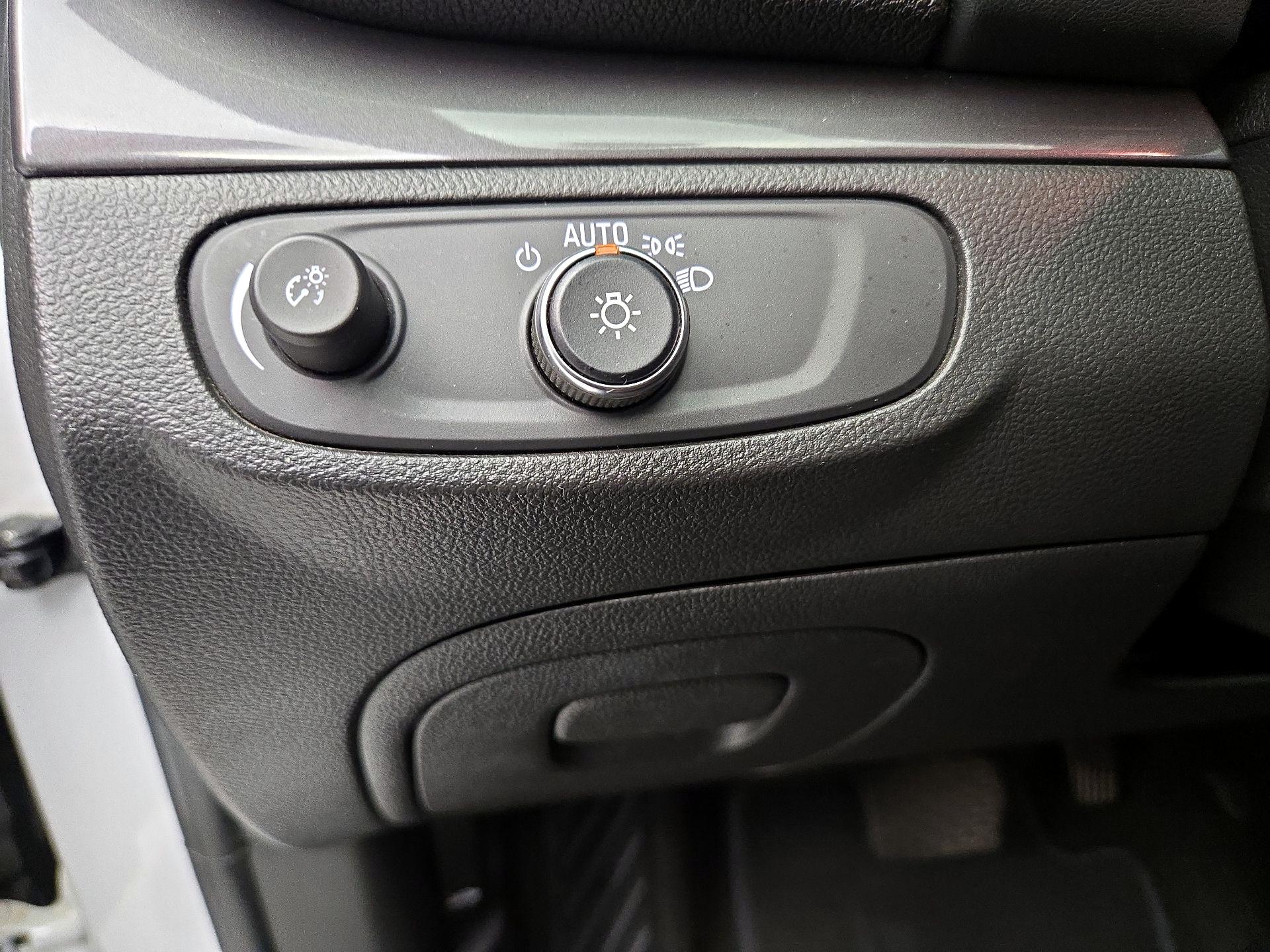 Thumbnail: 2020 Buick Encore - 13