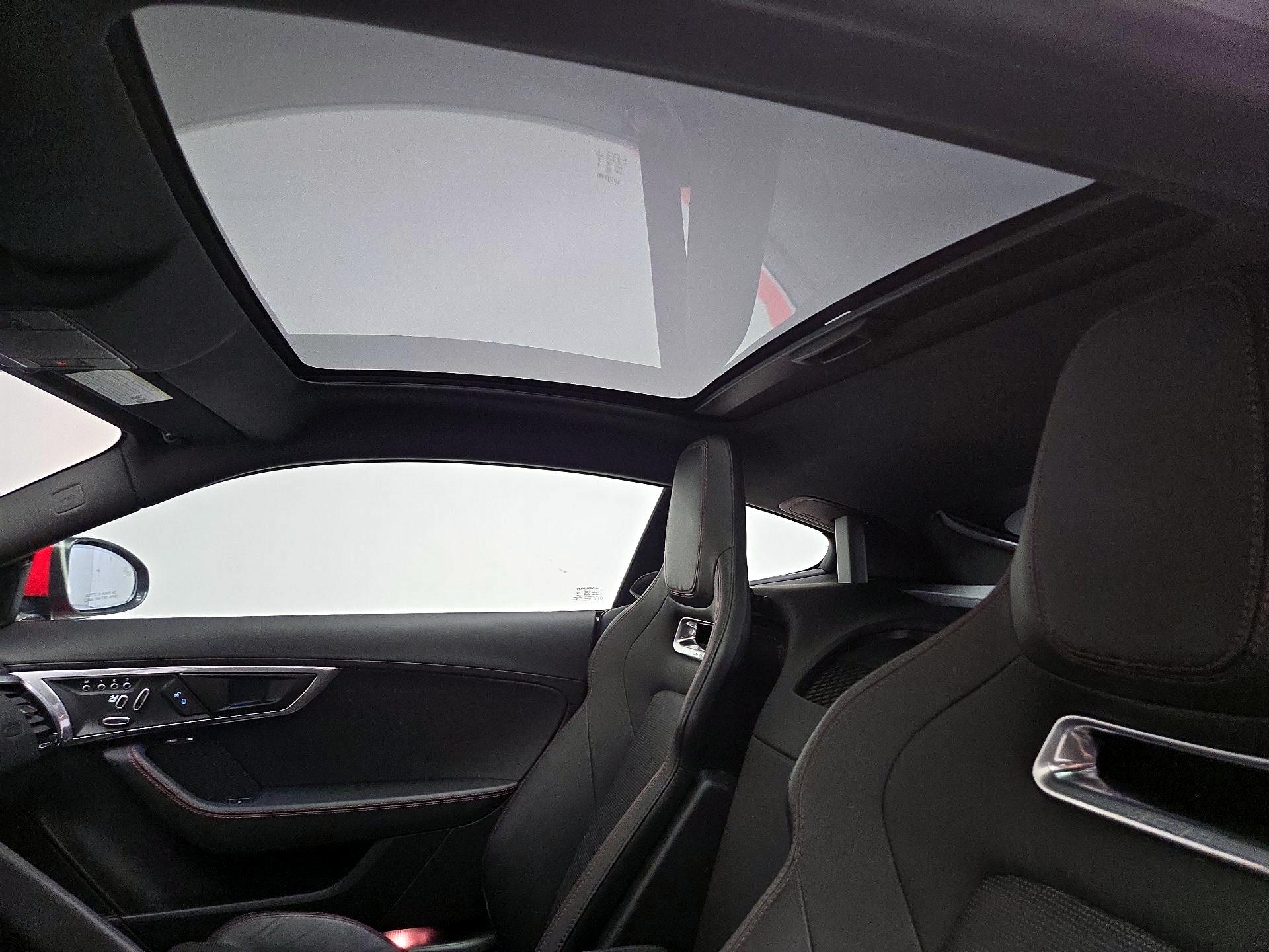 Thumbnail: 2018 Jaguar F-Type - 19