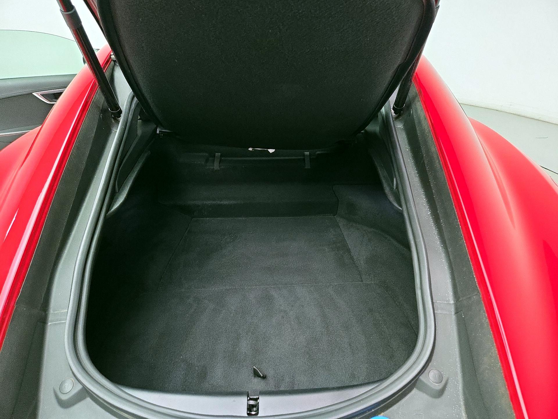 Thumbnail: 2018 Jaguar F-Type - 20