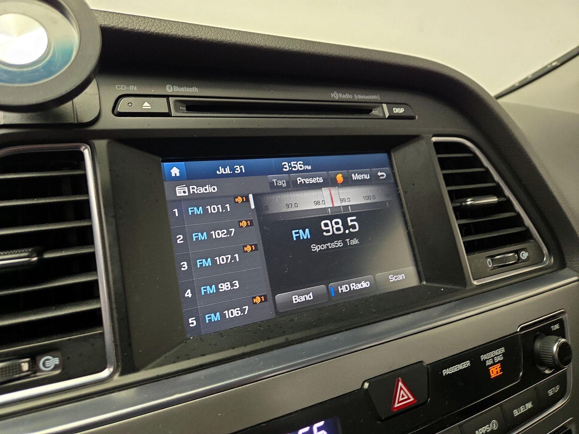 Thumbnail: 2016 Hyundai Sonata - 15