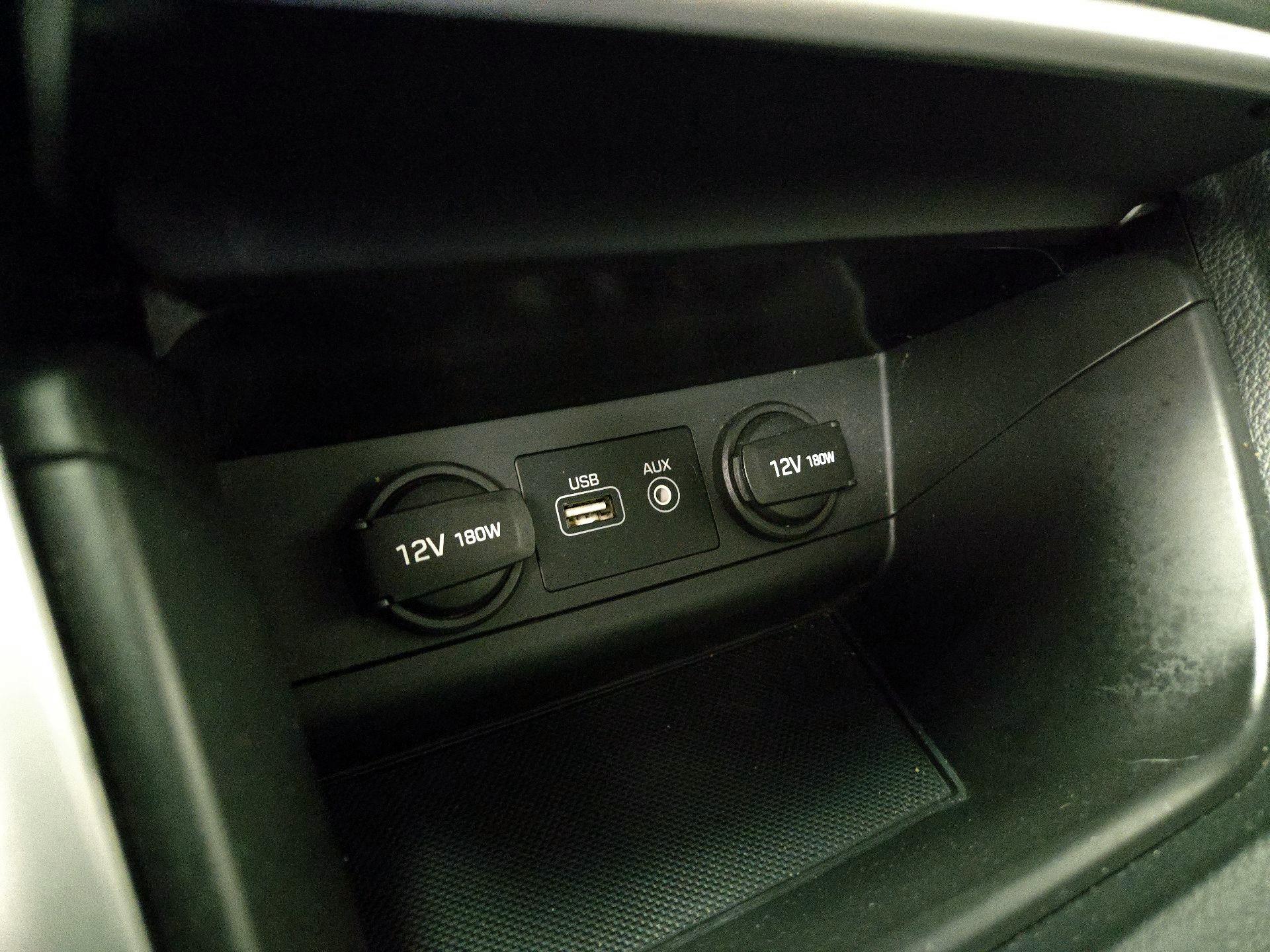 Thumbnail: 2016 Hyundai Sonata - 18