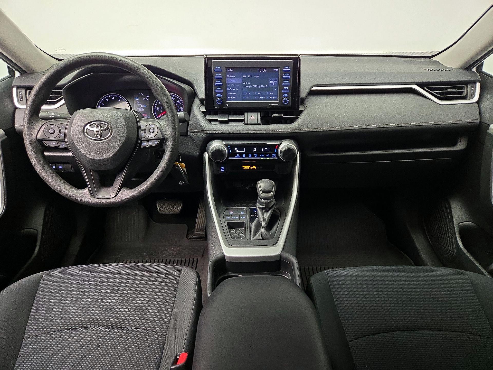 Thumbnail: 2020 Toyota RAV4 - 9