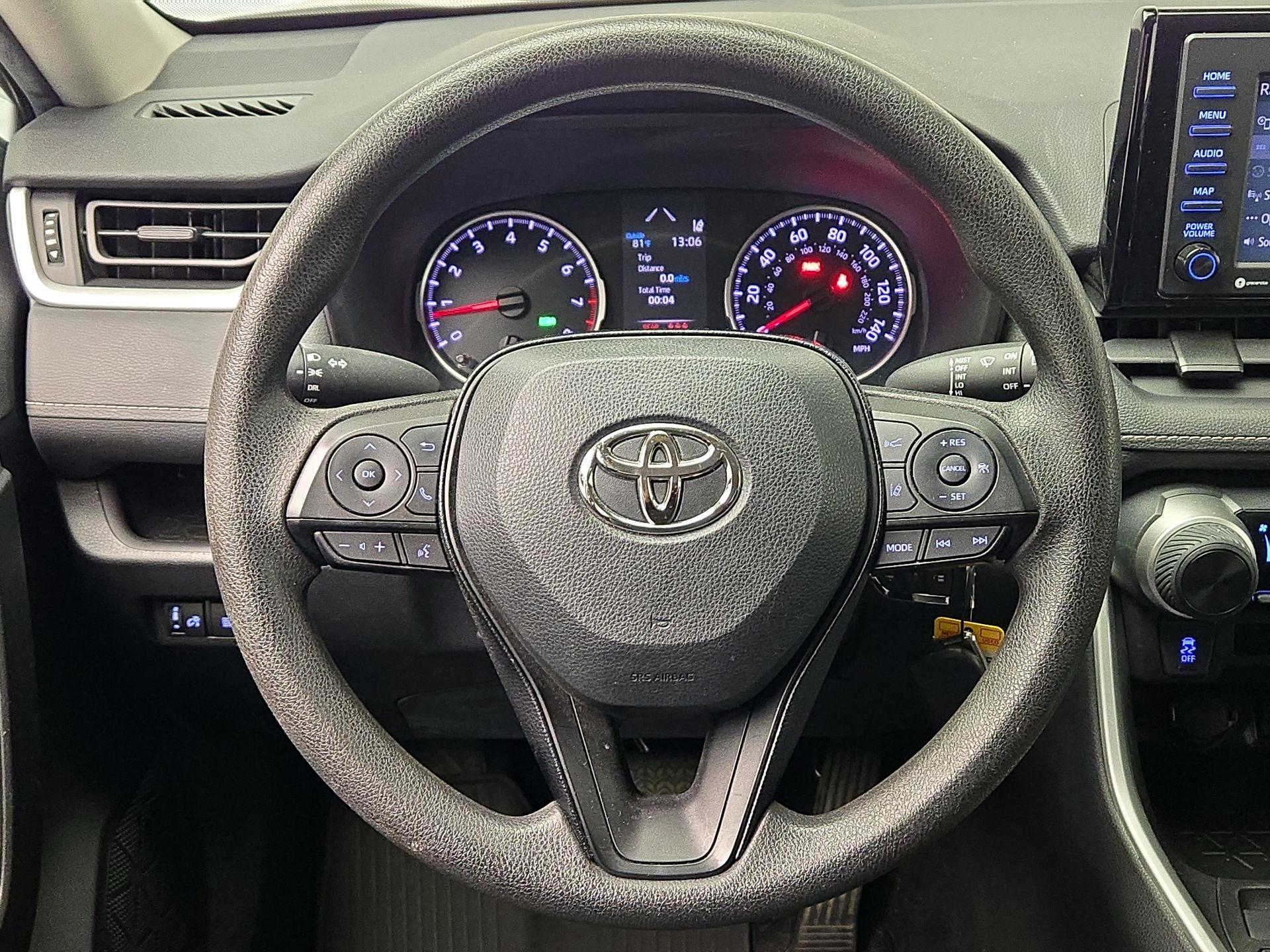 Thumbnail: 2020 Toyota RAV4 - 10