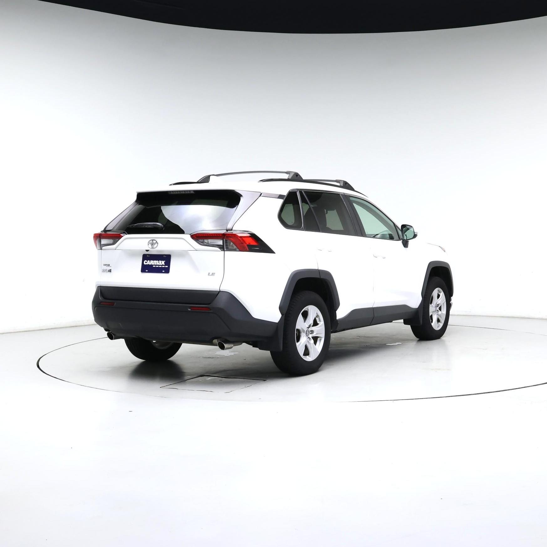 Thumbnail: 2020 Toyota RAV4 - 8