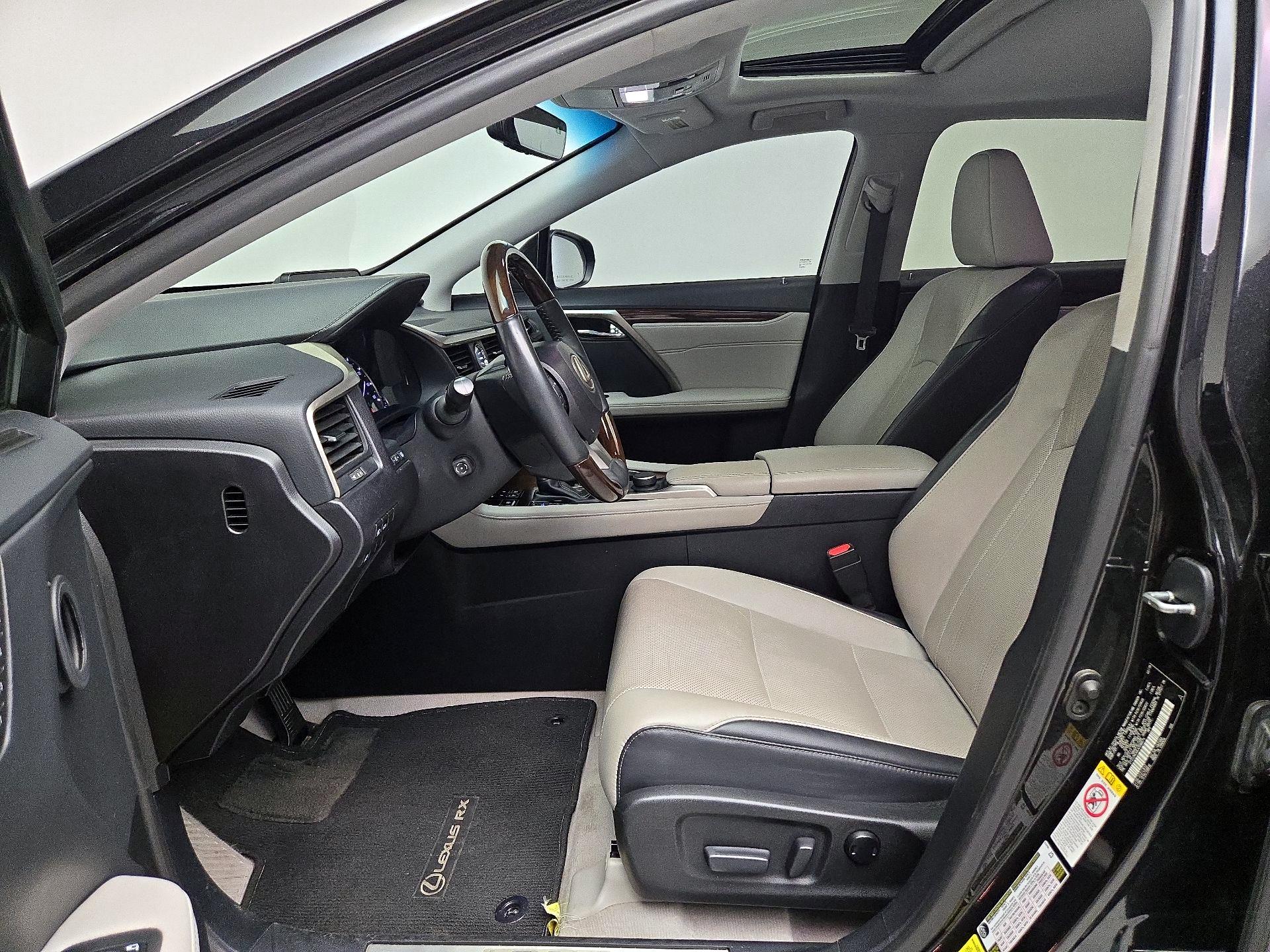 Thumbnail: 2018 Lexus RX - 11