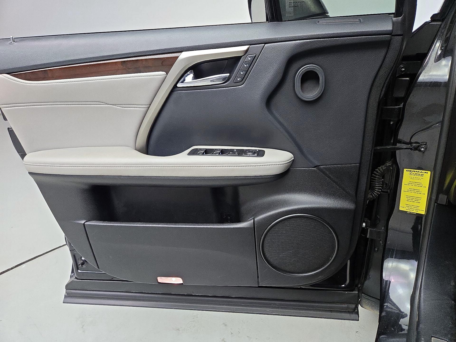 Thumbnail: 2018 Lexus RX - 12