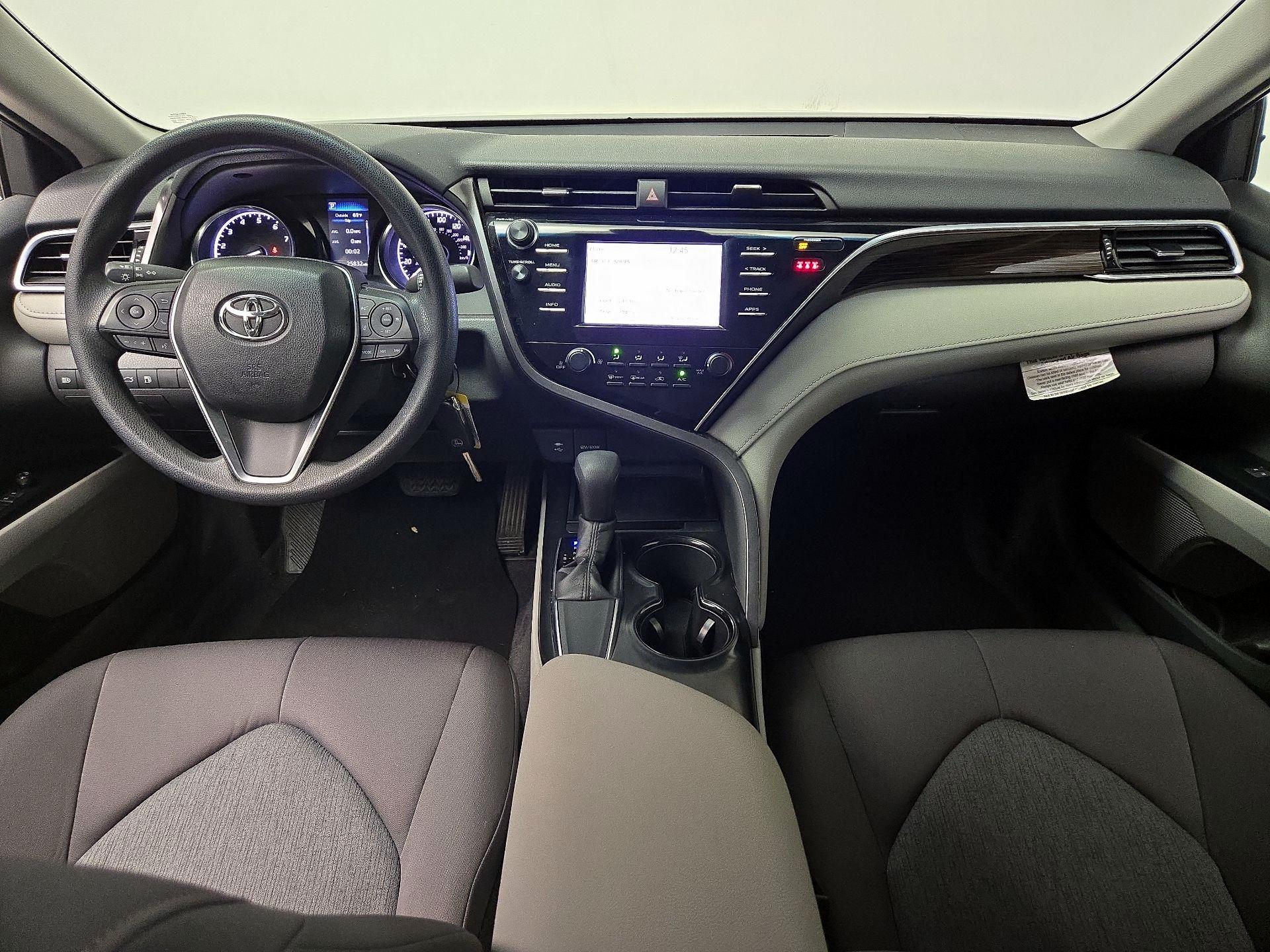 Thumbnail: 2018 Toyota Camry - 9