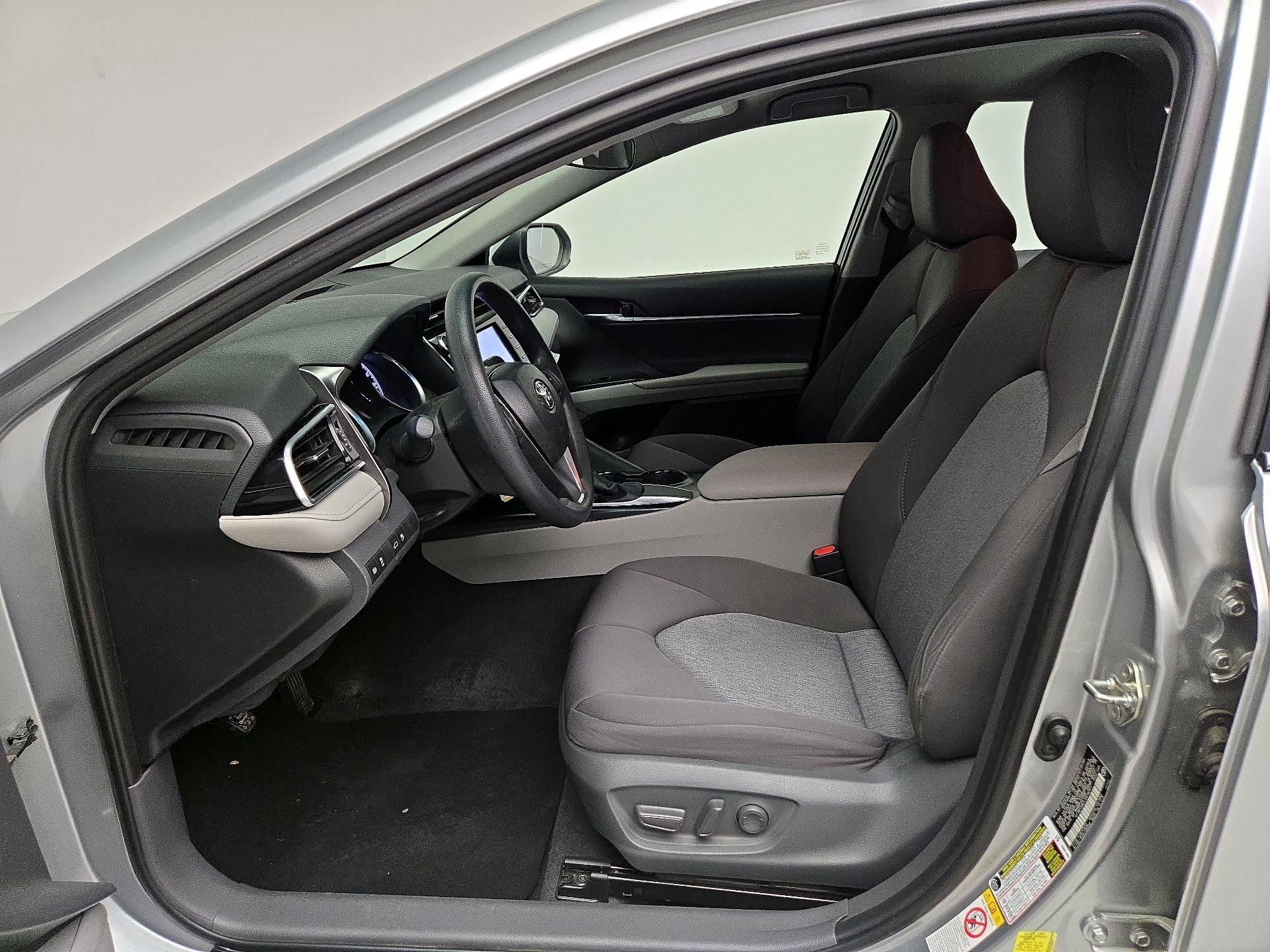 Thumbnail: 2018 Toyota Camry - 11