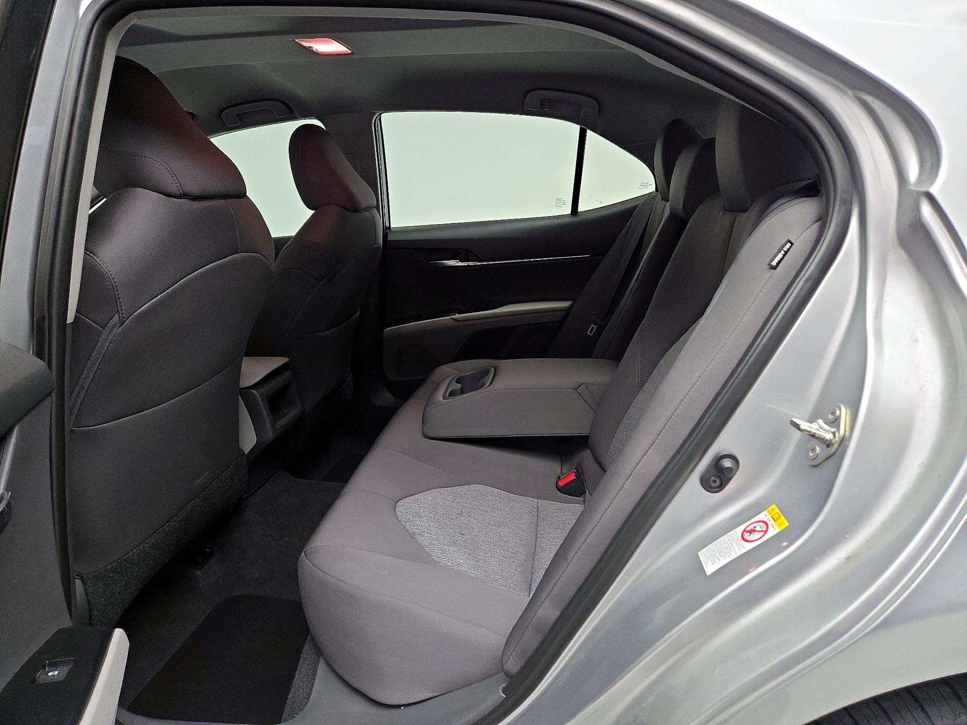 Thumbnail: 2018 Toyota Camry - 19