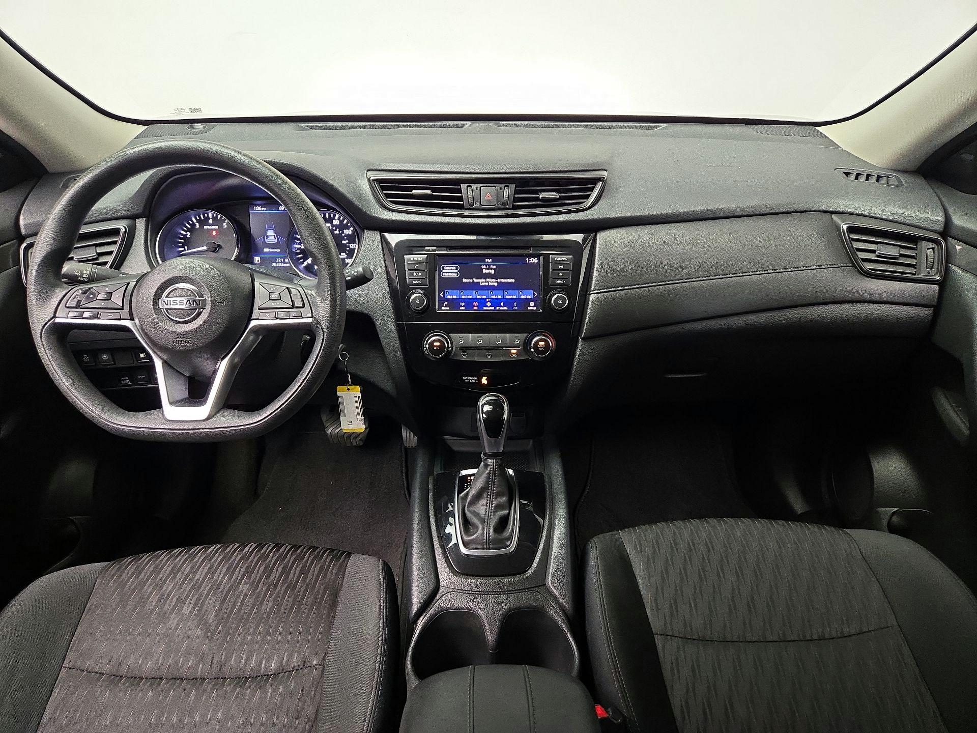 Thumbnail: 2020 Nissan Rogue - 9