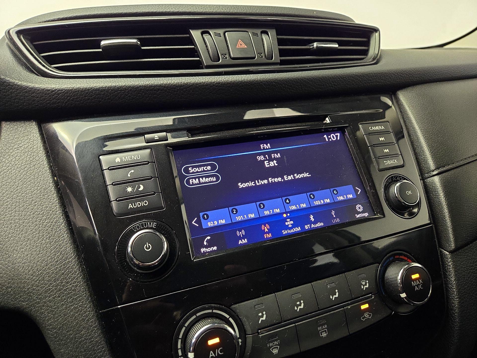 Thumbnail: 2020 Nissan Rogue - 15