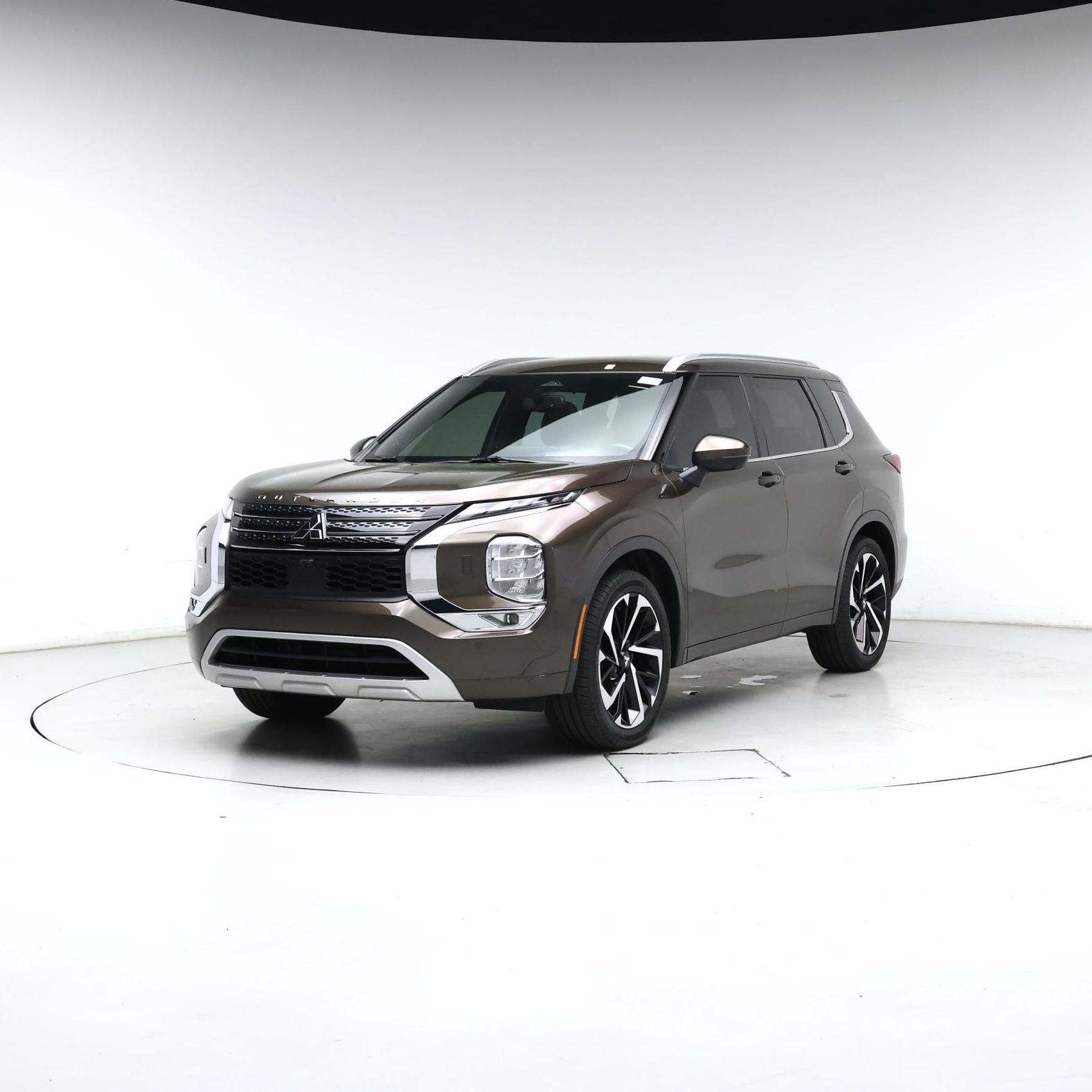 Thumbnail: 2022 Mitsubishi Outlander - 4
