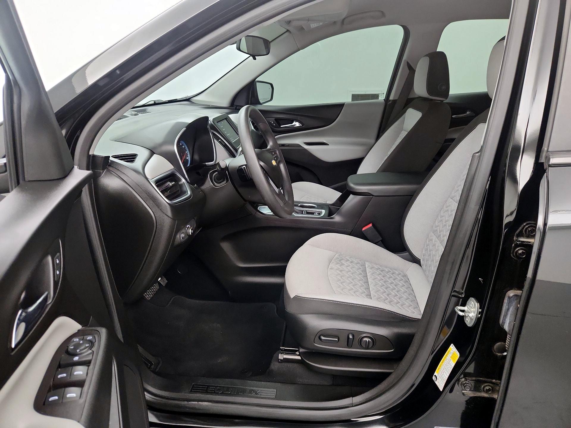 Thumbnail: 2022 Chevrolet Equinox - 11