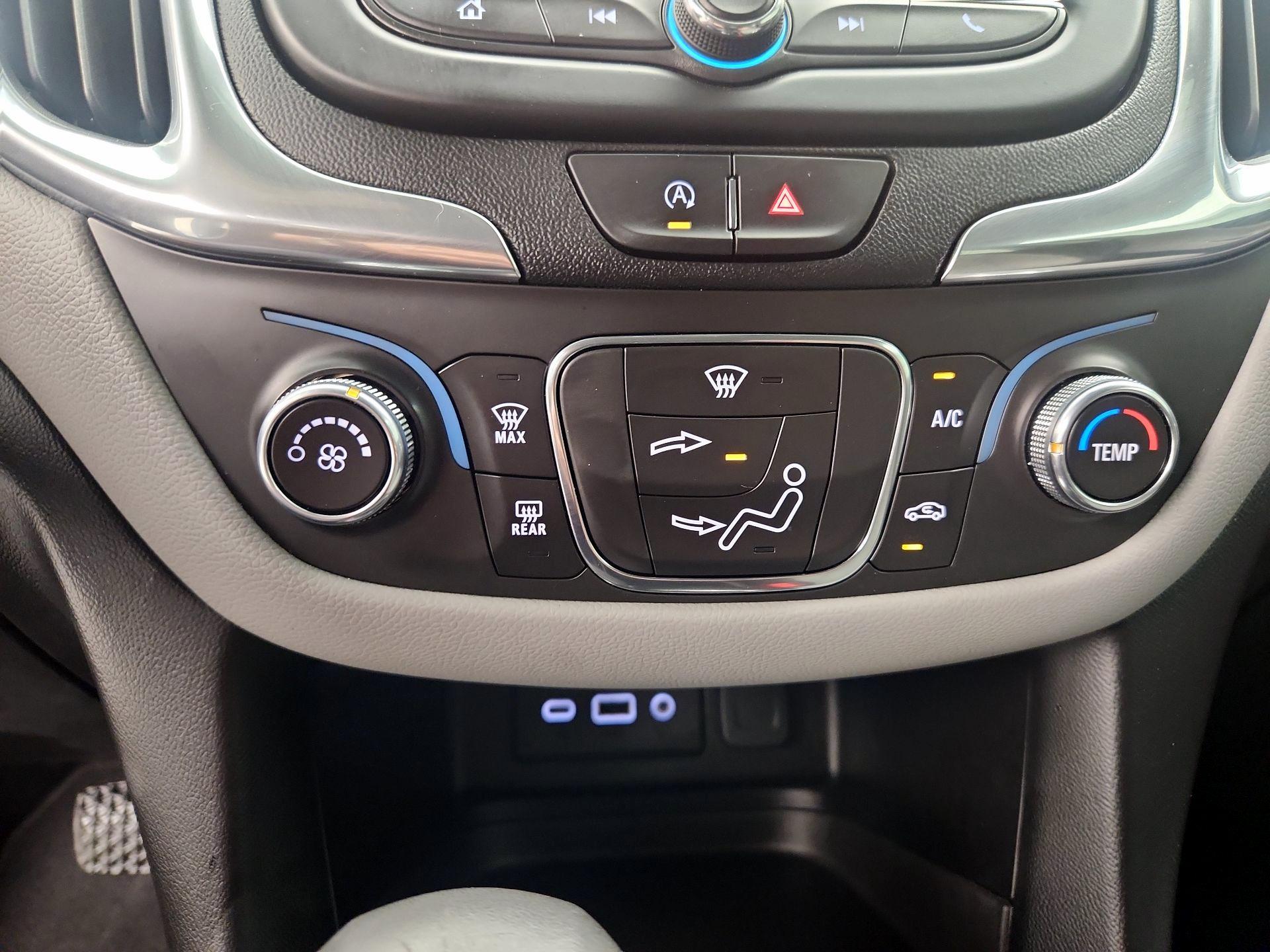 Thumbnail: 2022 Chevrolet Equinox - 16