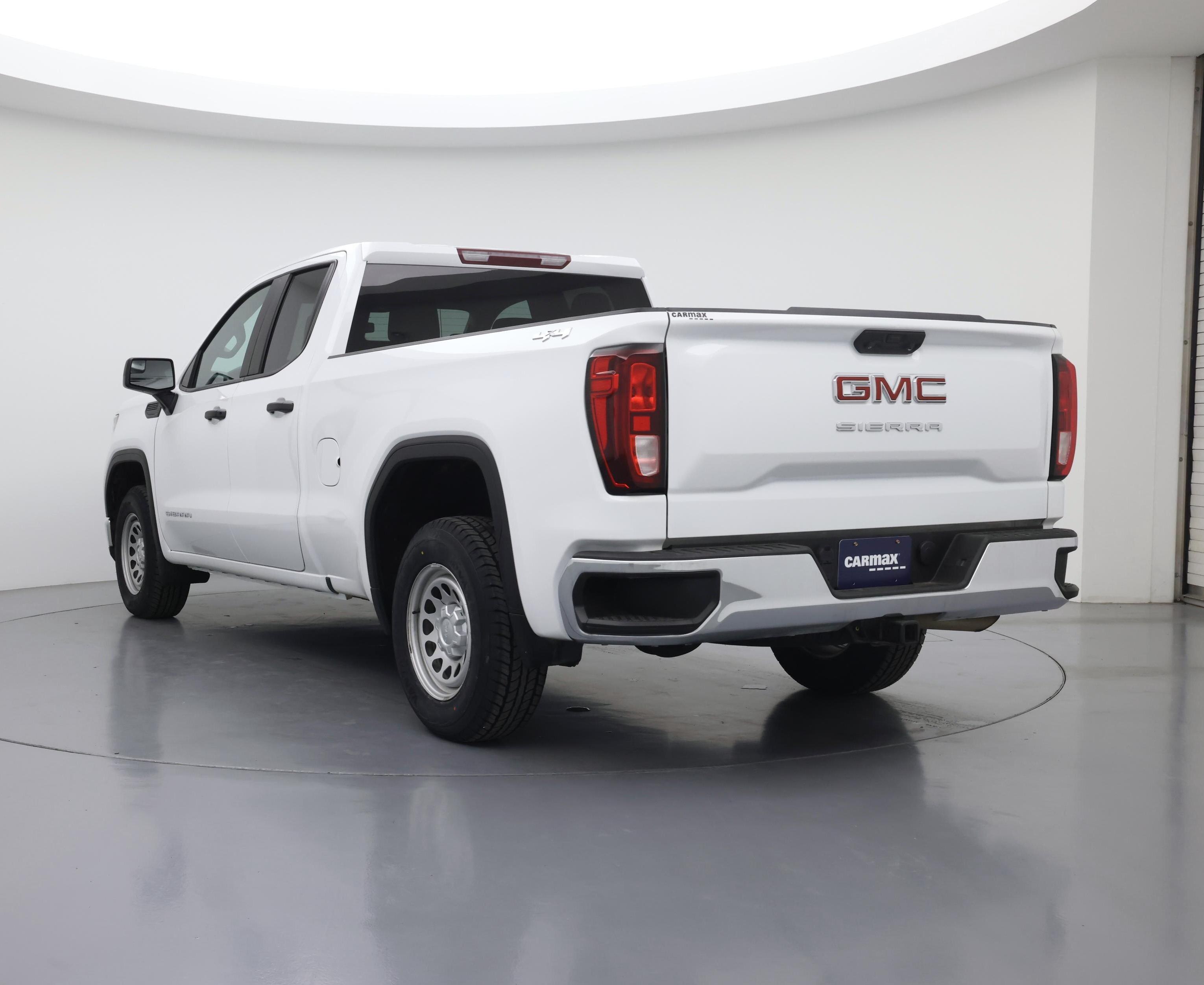 Thumbnail: 2023 GMC Sierra 1500 - 2